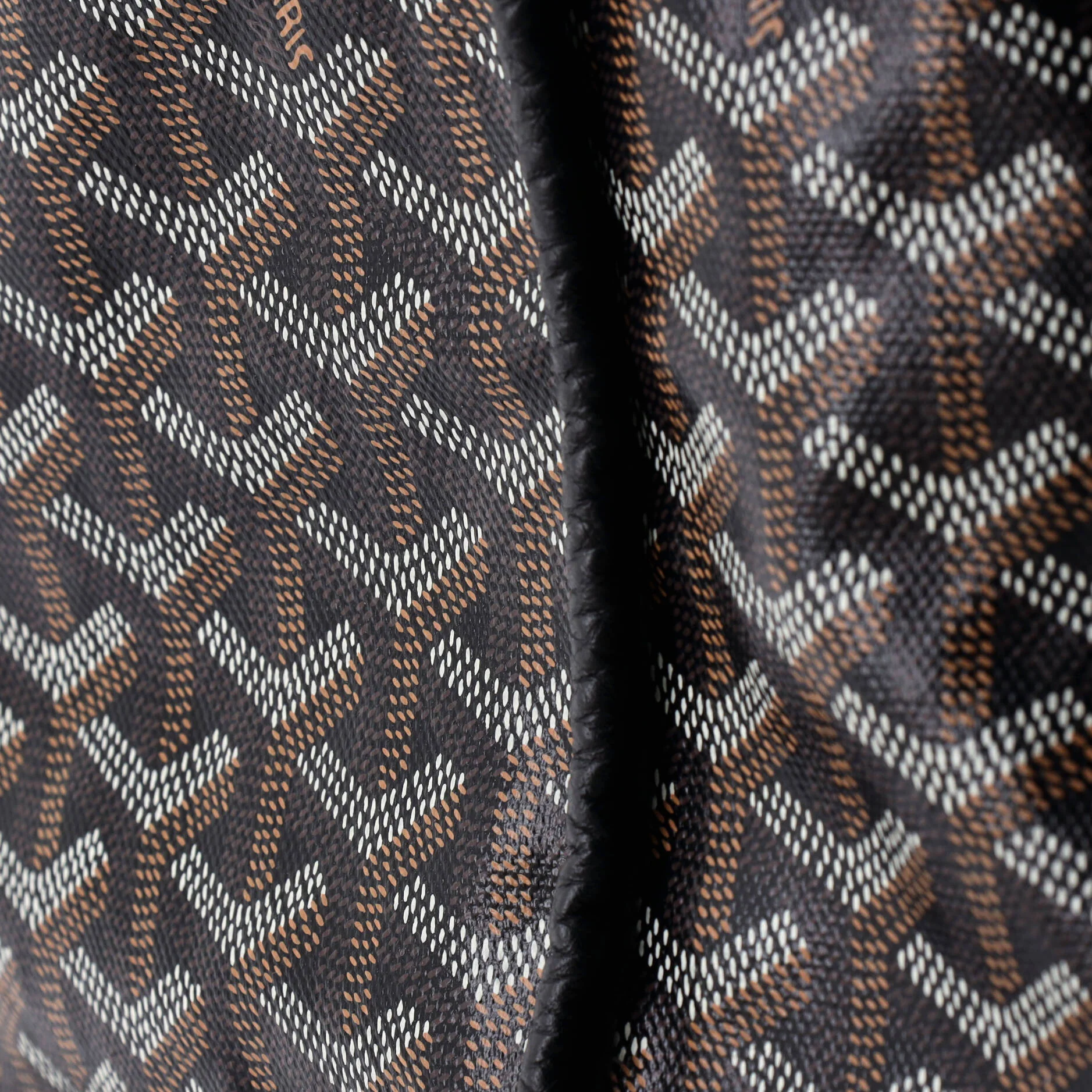 Anjou Reversible Tote Printed Coated Canvas GM - Image 7