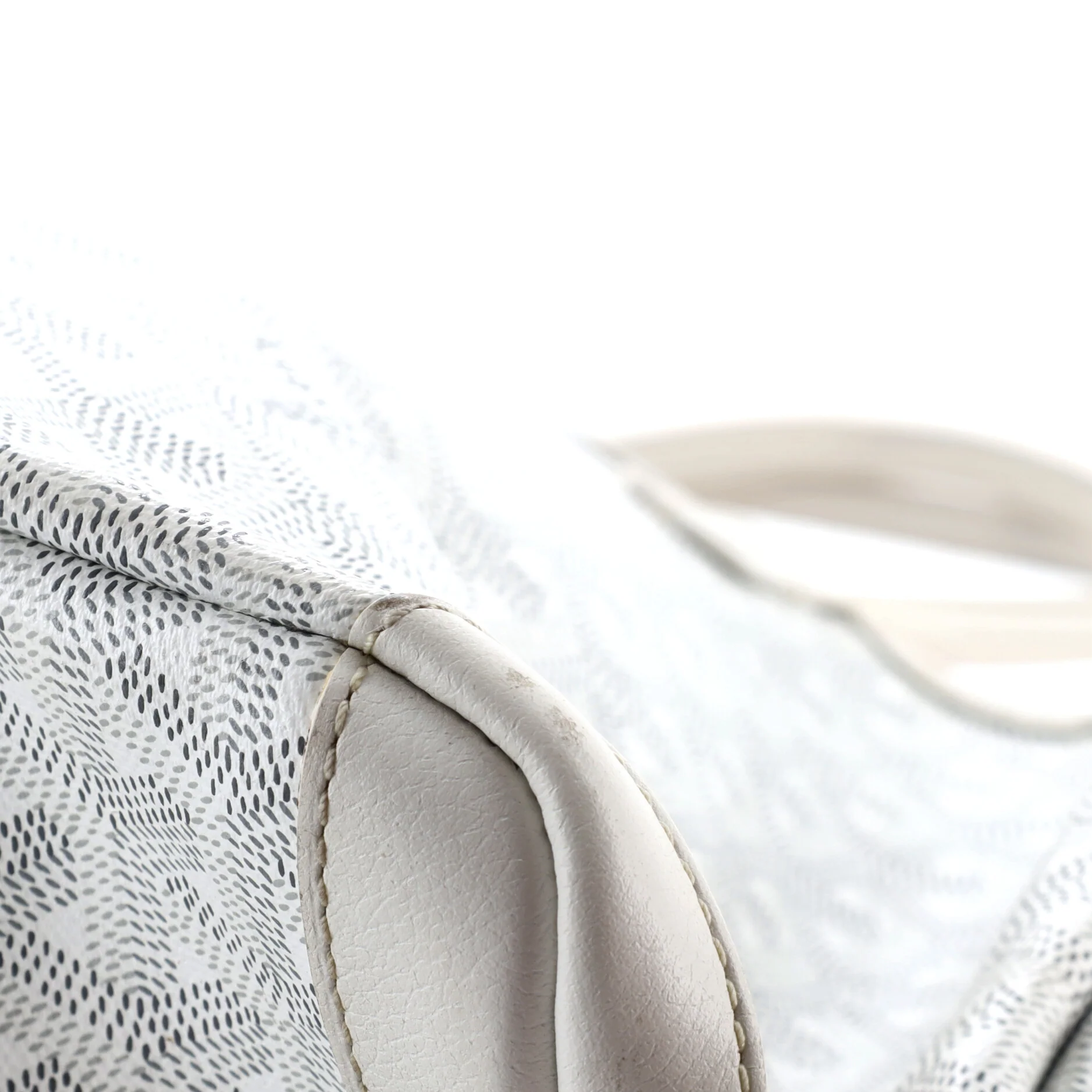 Artois Tote Coated Canvas PM - Image 6