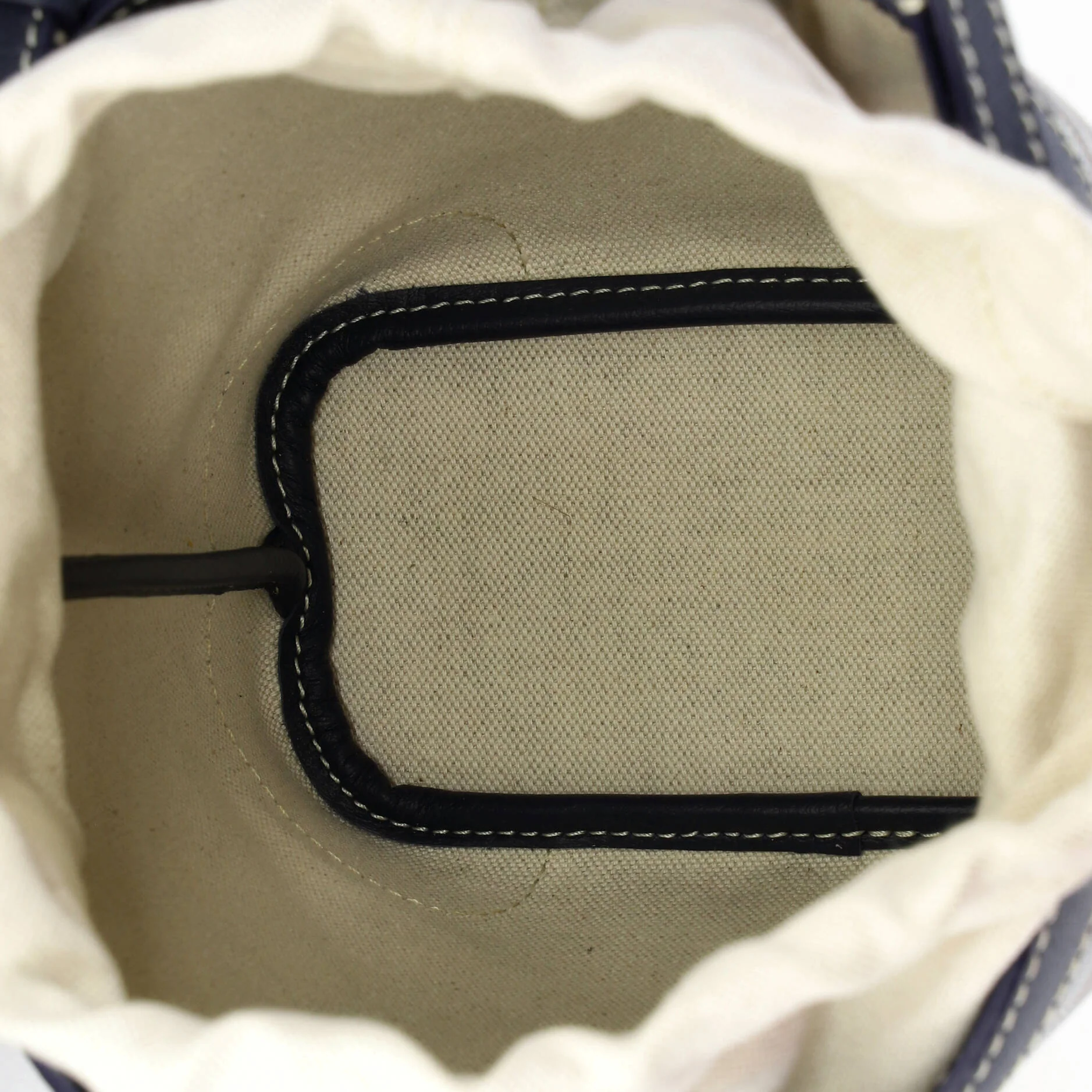 Beluga Bag Coated Canvas Mini - Image 5