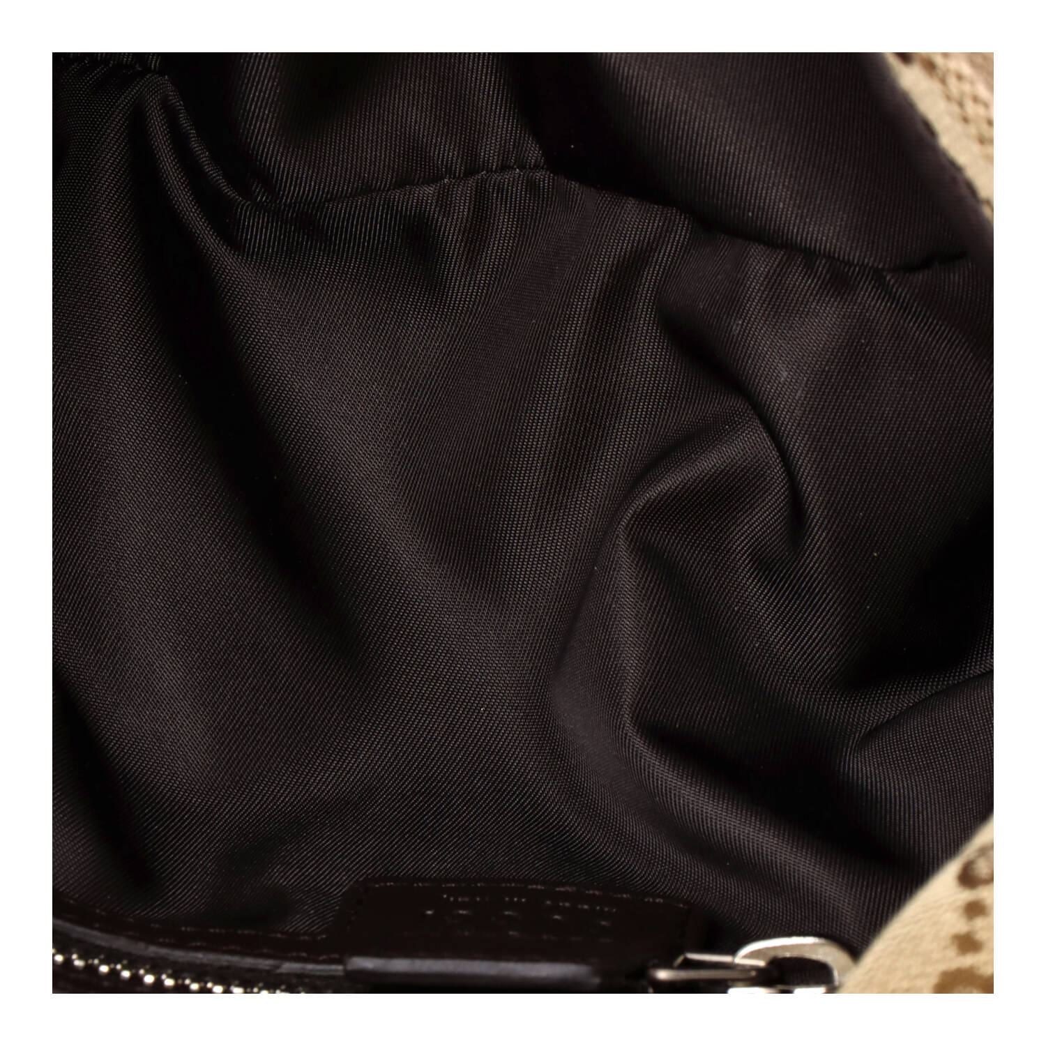 Convertible Flap Crossbody Bag GG Canvas Small - Image 5