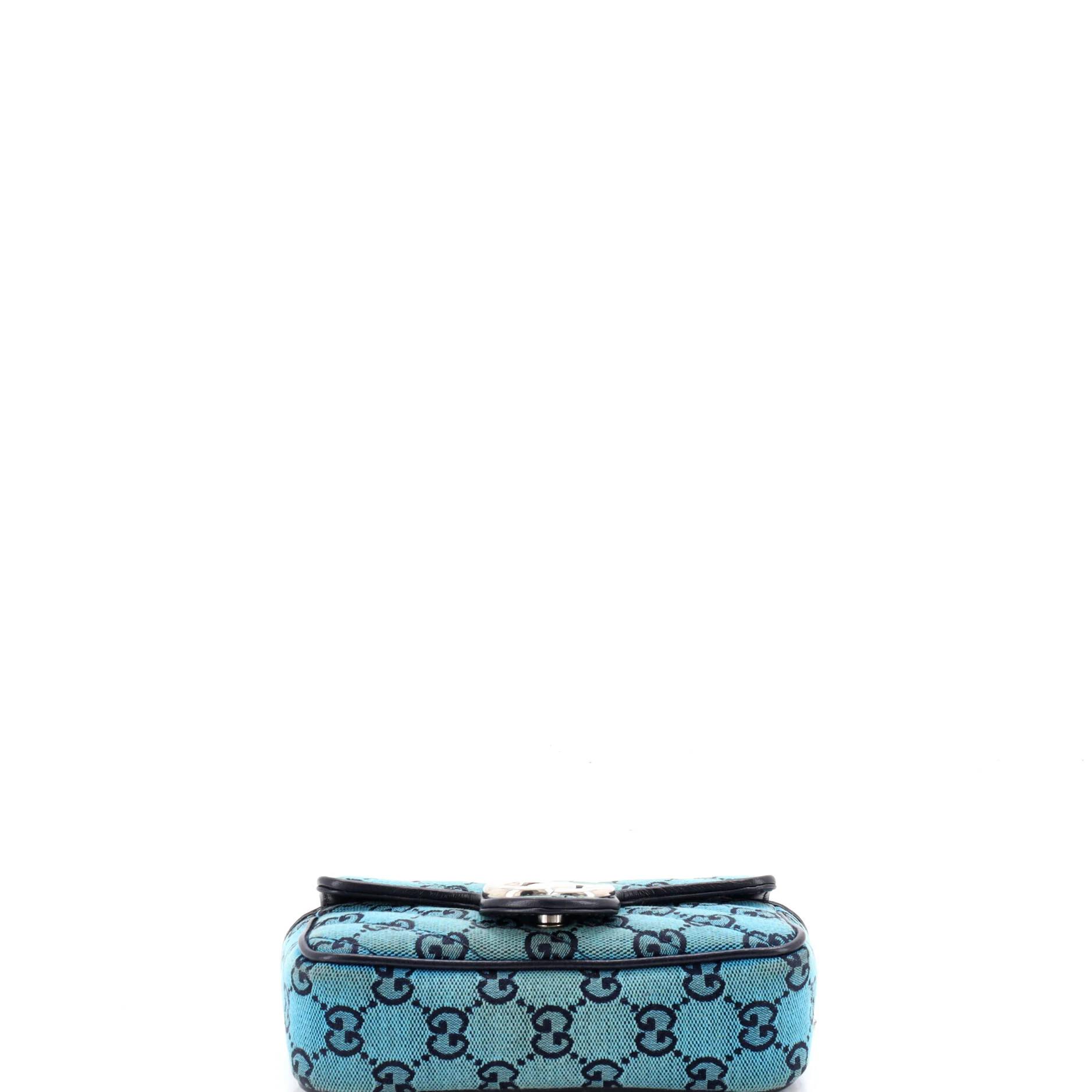 GG Marmont Flap Bag Diagonal Quilted GG Canvas Super Mini - Image 4