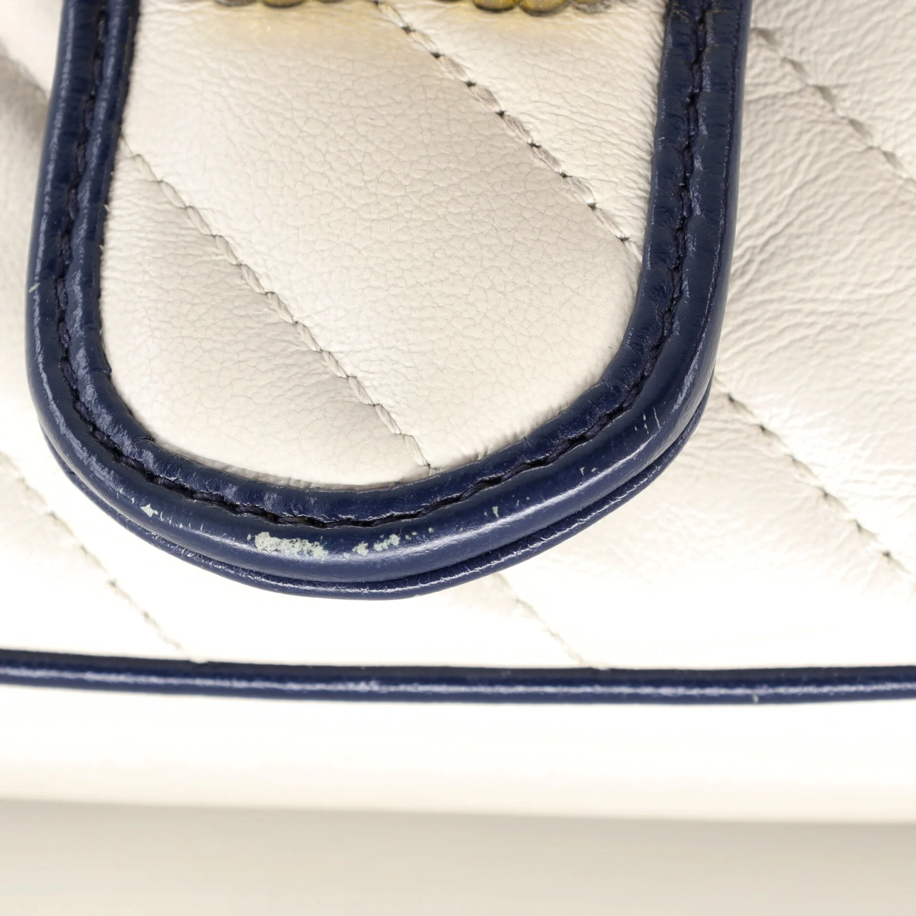 GG Marmont Flap Bag Diagonal Quilted Leather Small - Image 6