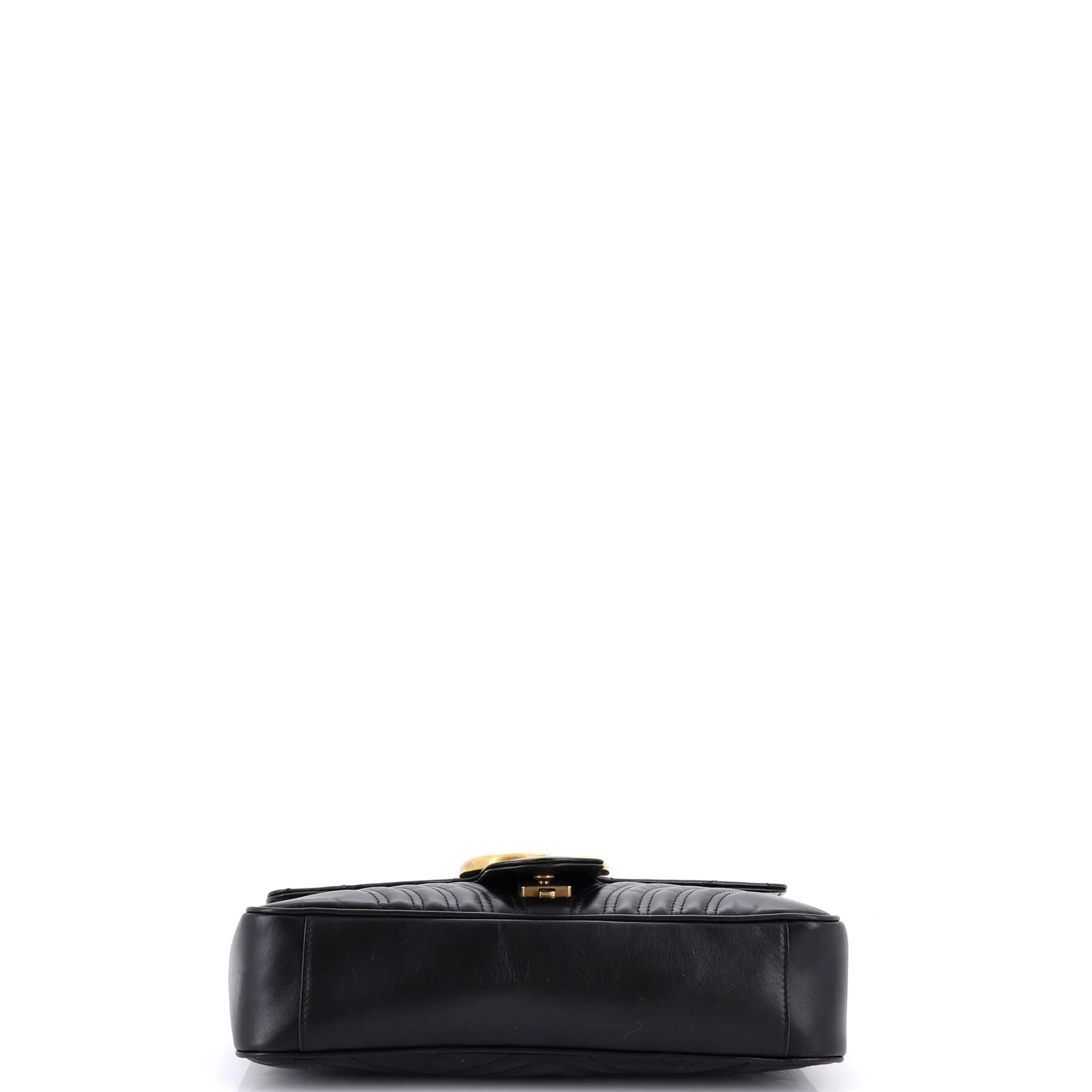 GG Marmont Flap Bag Matelasse Leather Medium - Image 4