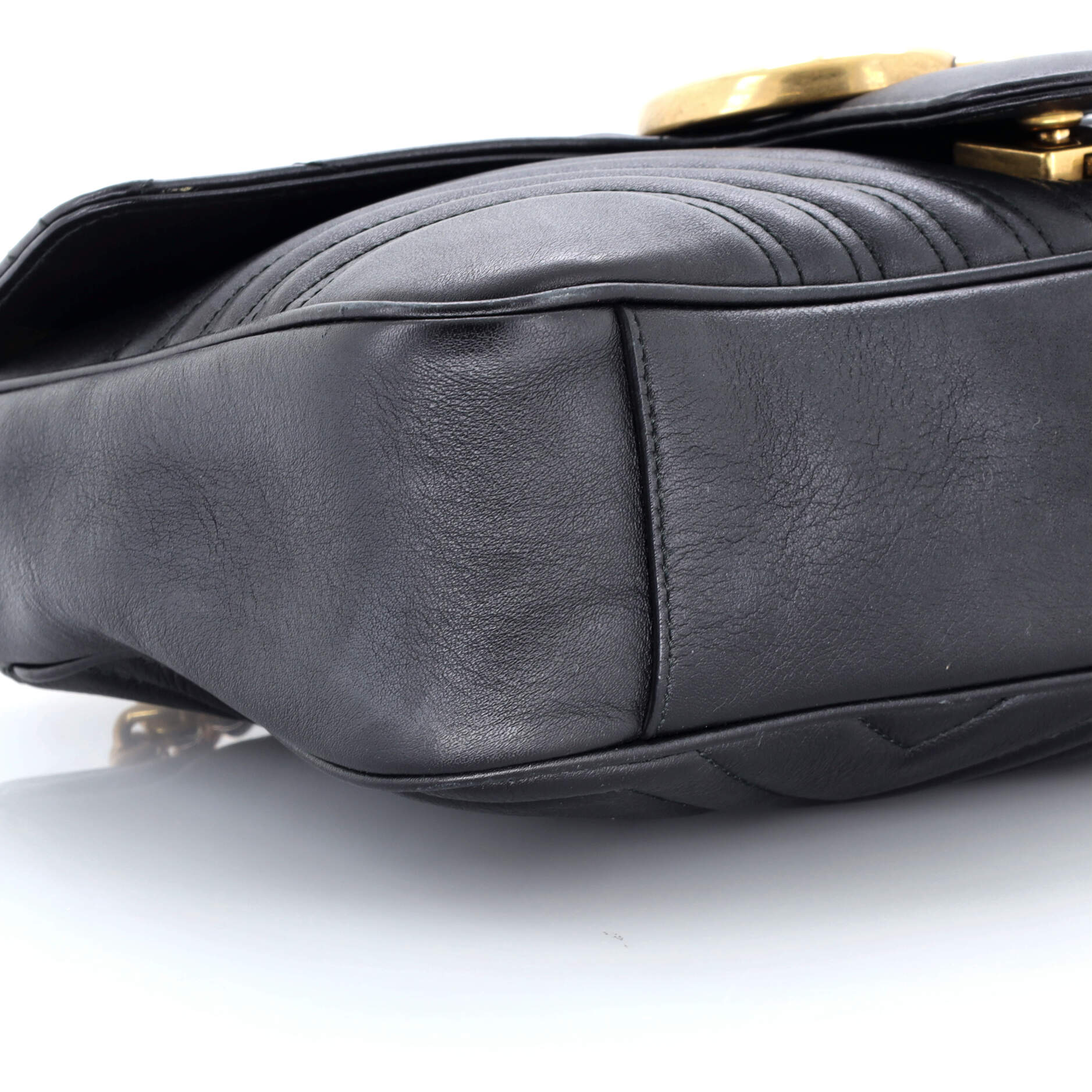 GG Marmont Flap Bag Matelasse Leather Medium - Image 6