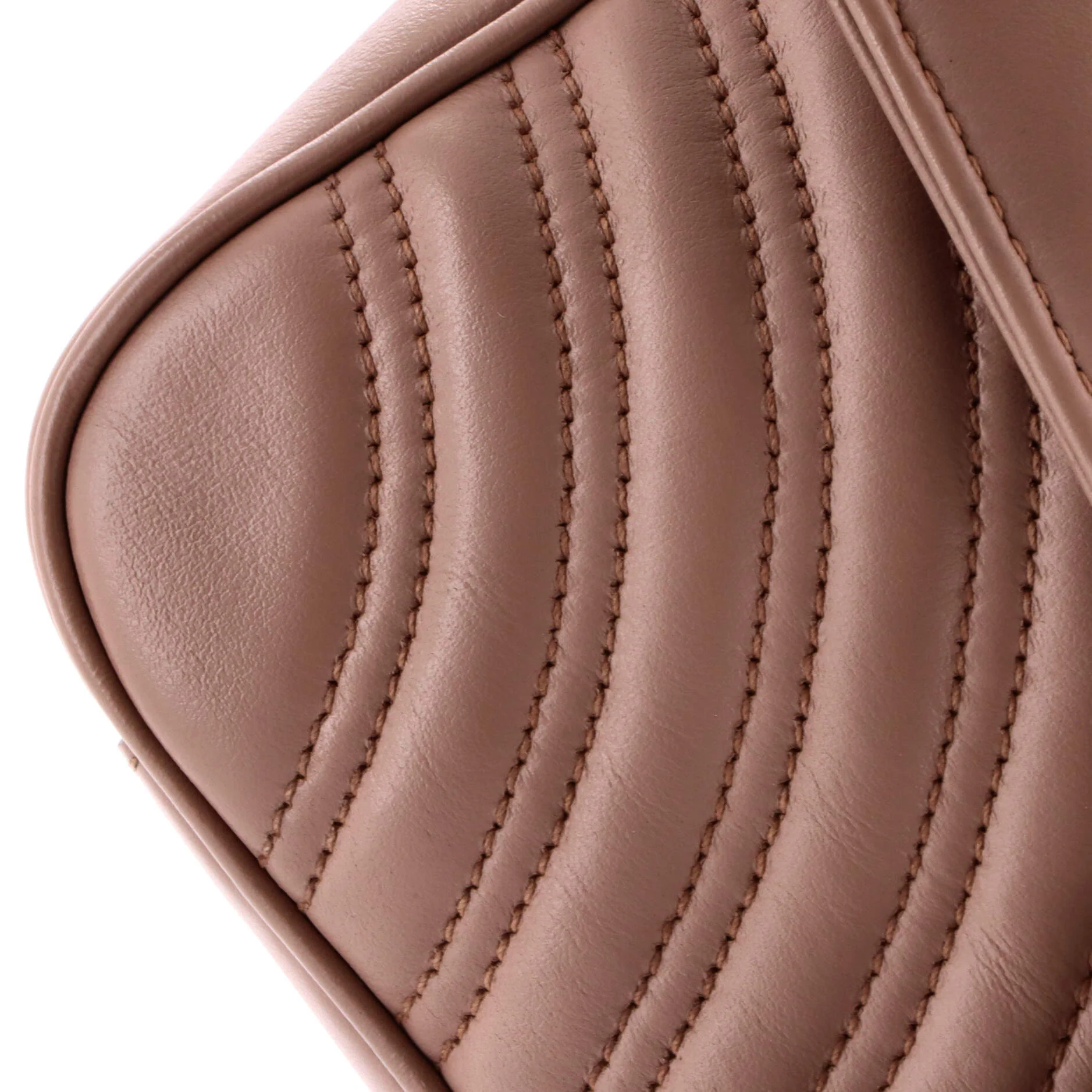 GG Marmont Flap Bag Matelasse Leather Medium - Image 7