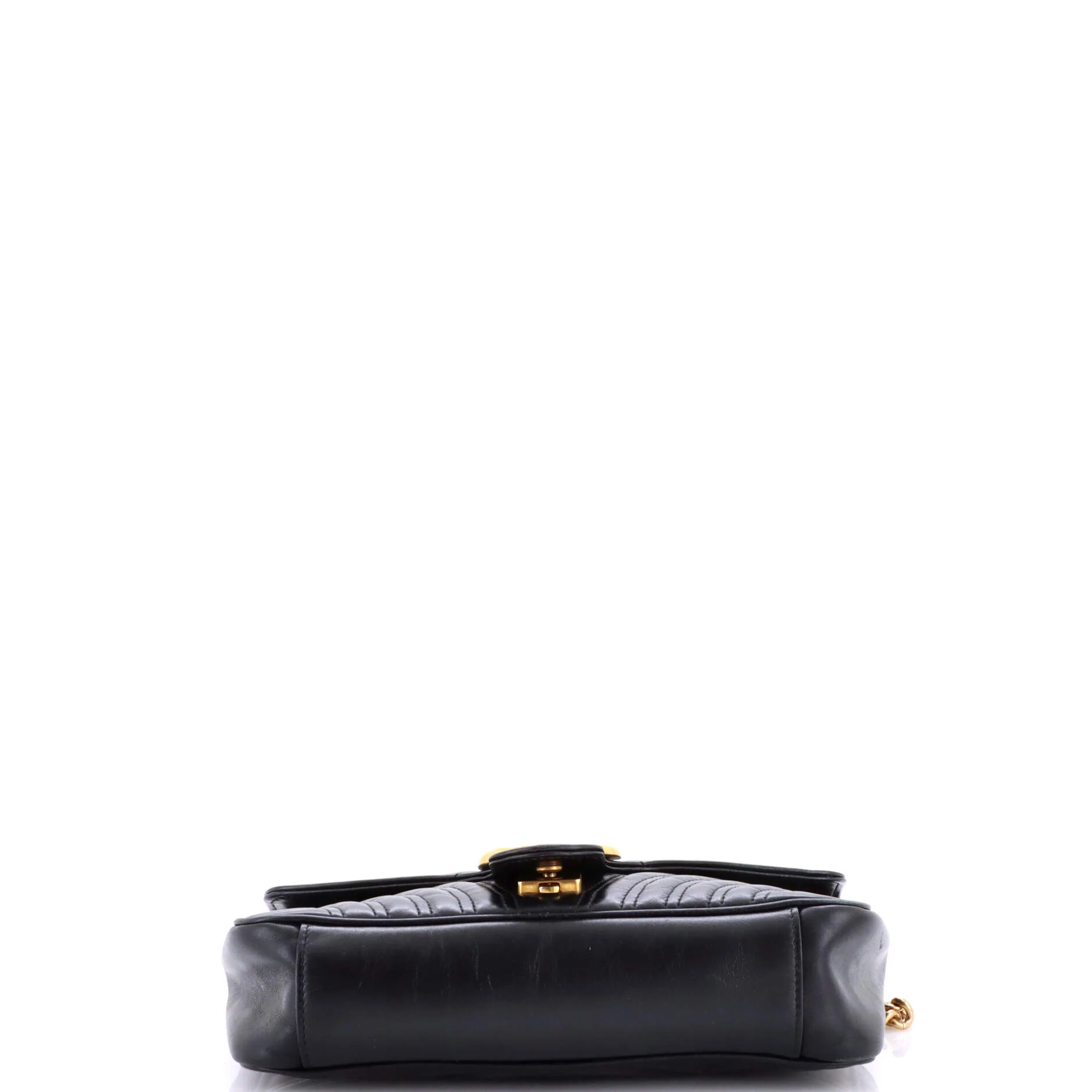 GG Marmont Flap Bag Matelasse Leather Medium - Image 4