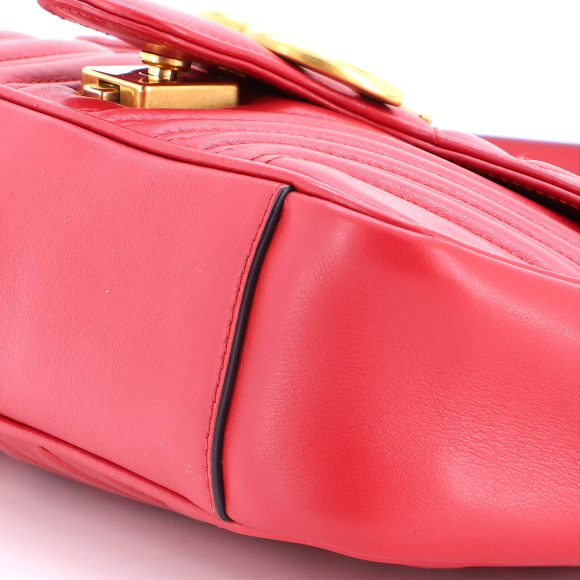 GG Marmont Flap Bag Matelasse Leather Medium - Image 6