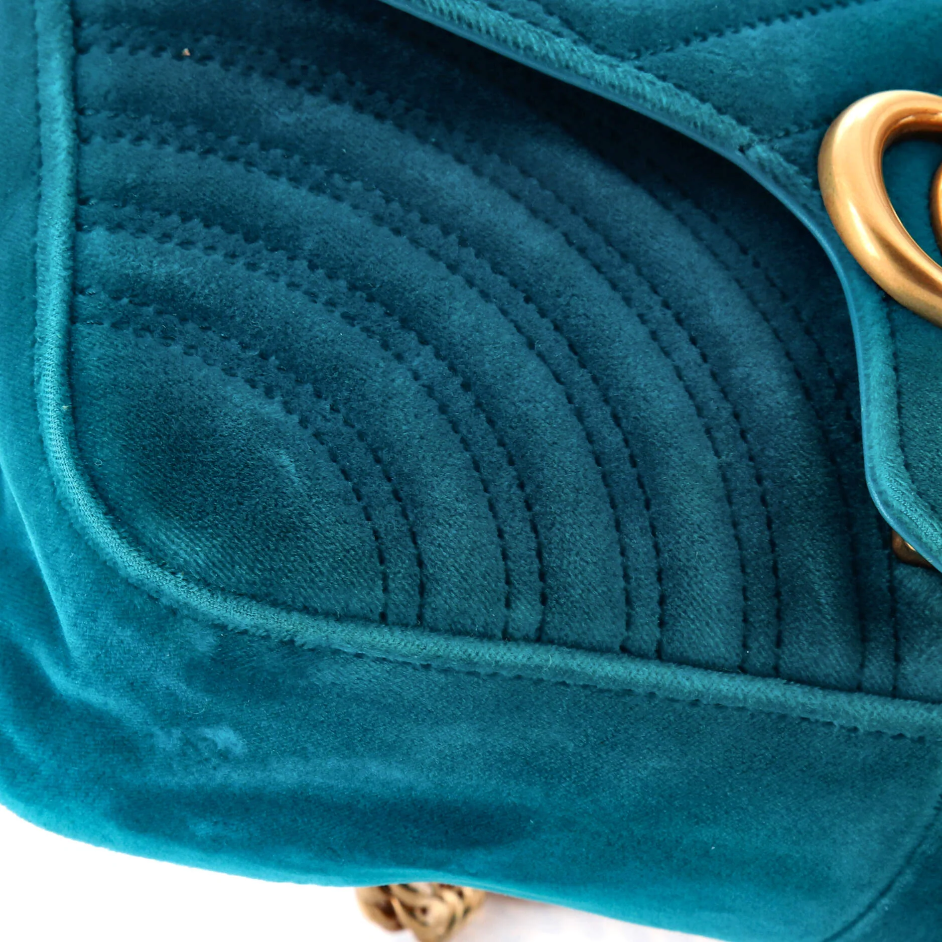 GG Marmont Flap Bag Matelasse Velvet Small - Image 7