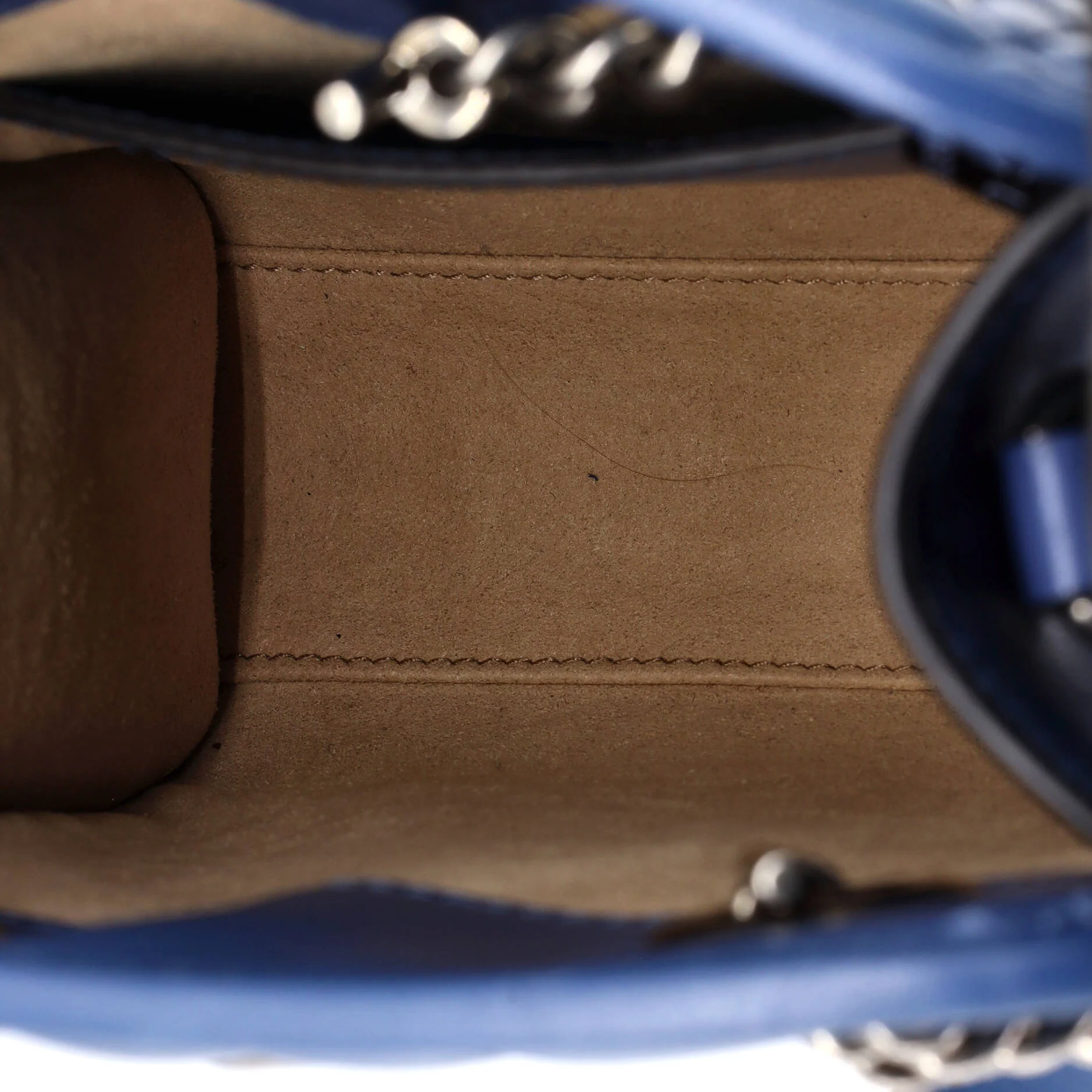 GG Marmont Handle Crossbody Bag Matelasse Leather Mini - Image 5
