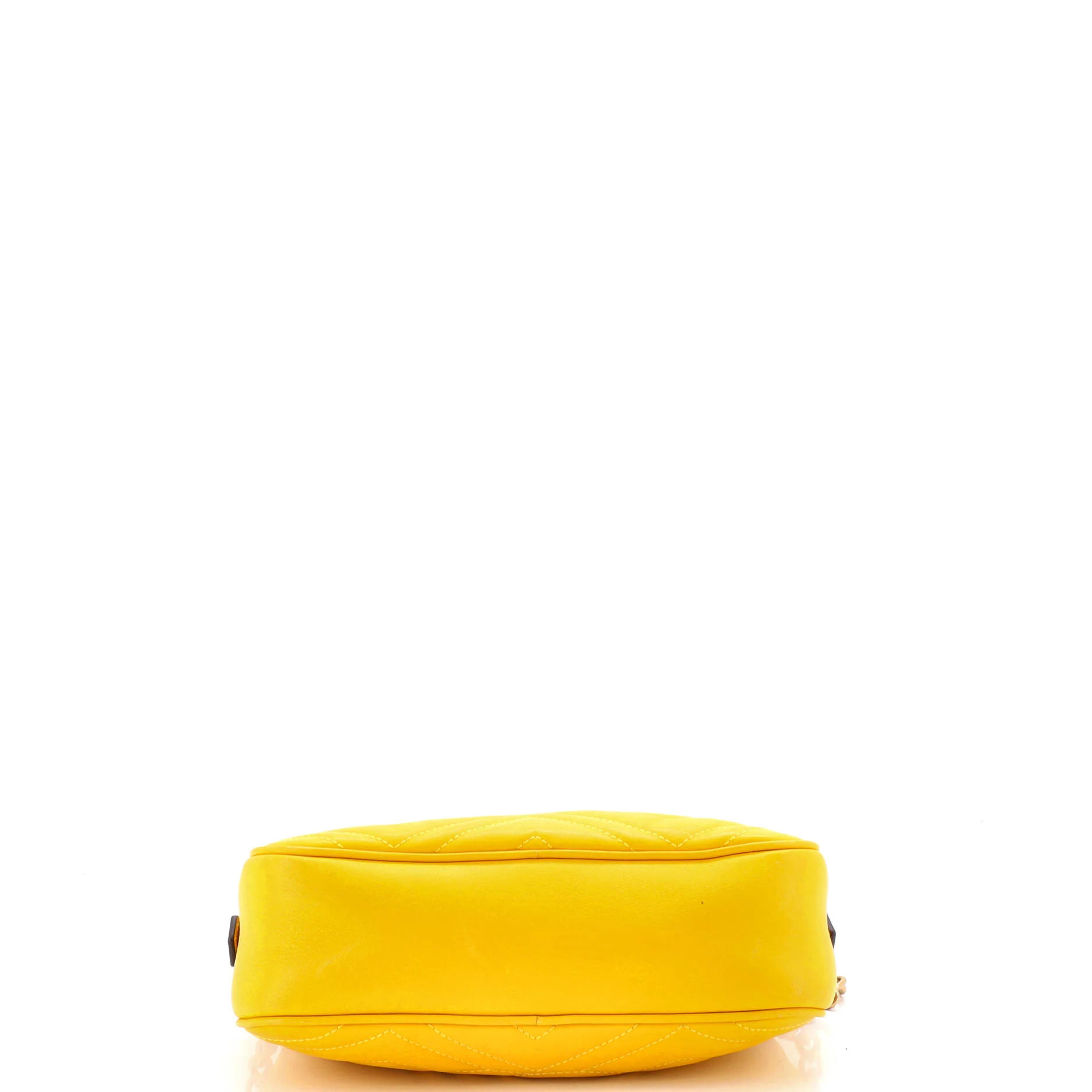 GG Marmont Shoulder Bag Matelasse Leather Small - Image 4
