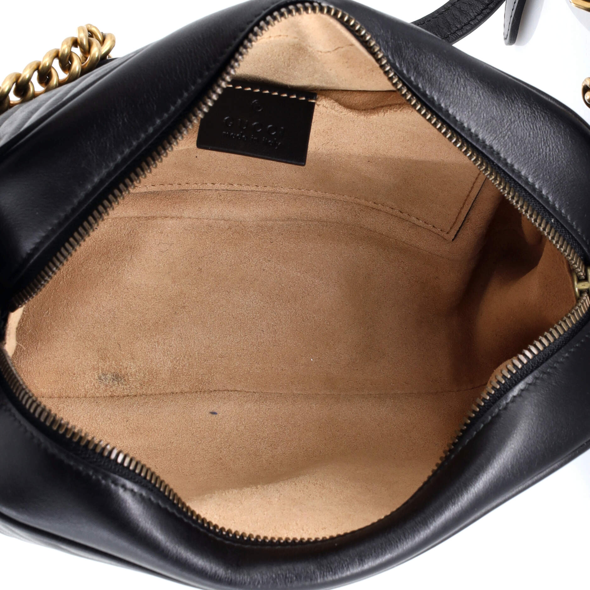 GG Marmont Shoulder Bag Matelasse Leather Small - Image 5
