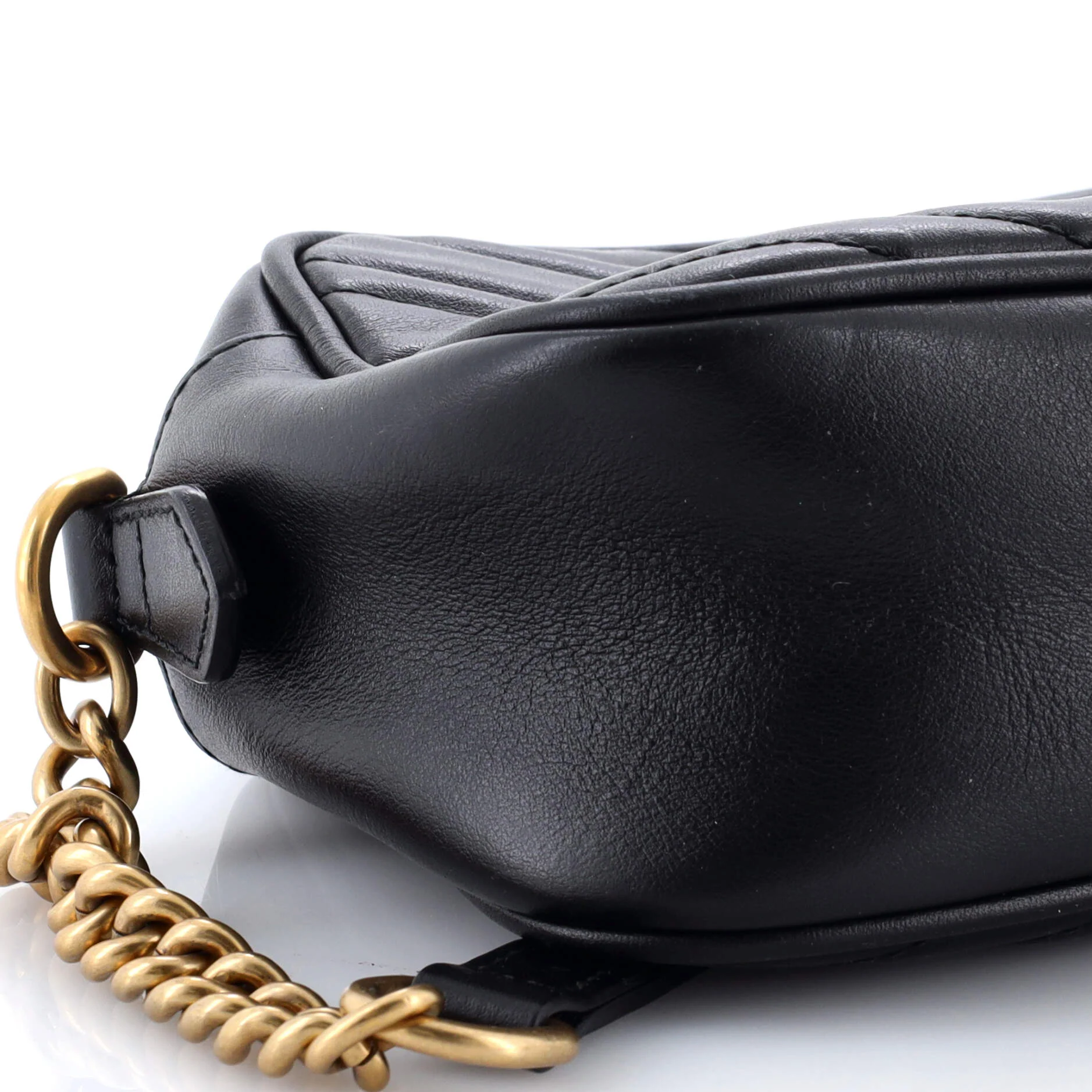 GG Marmont Shoulder Bag Matelasse Leather Small - Image 6