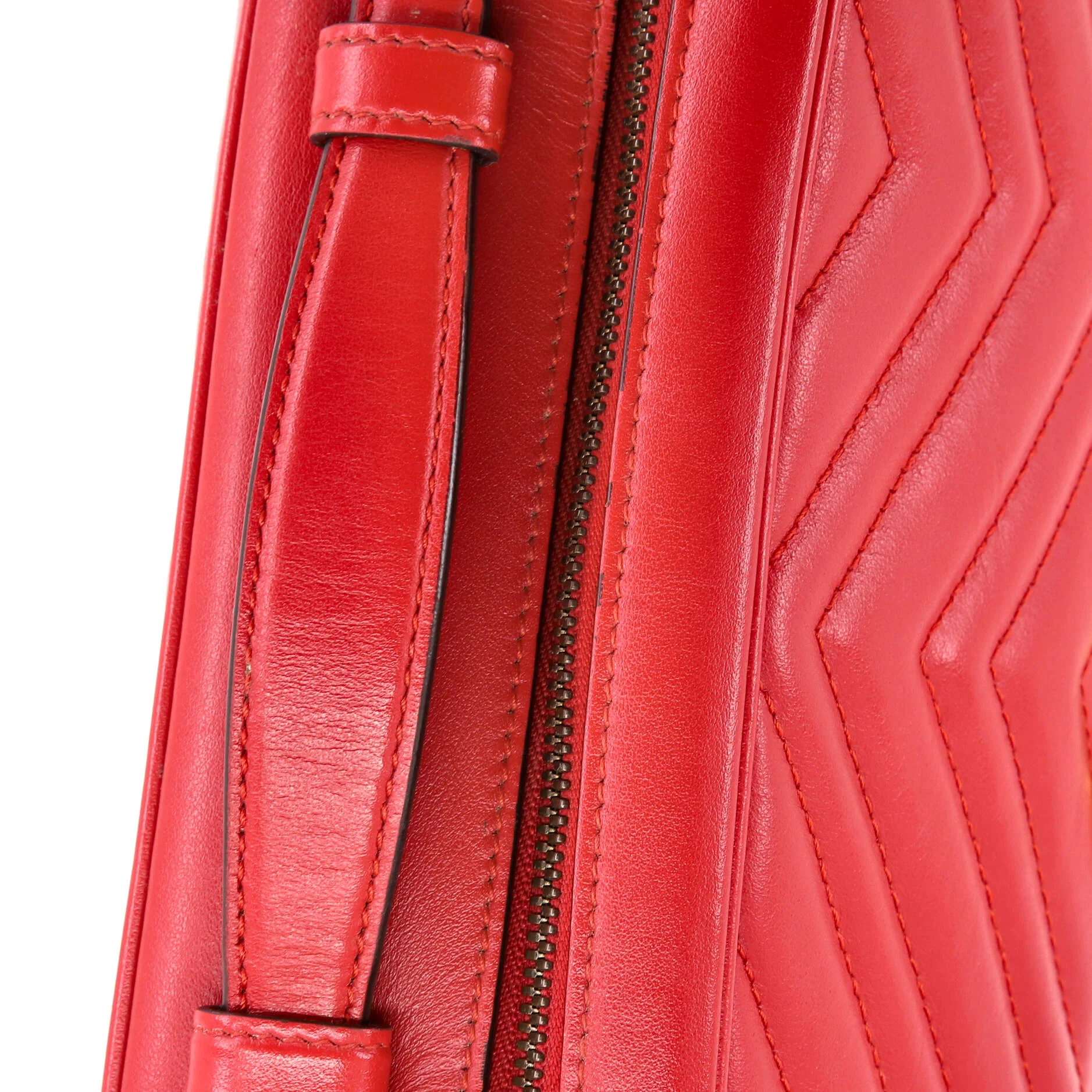 GG Marmont Zip Around Camera Bag Matelasse Leather Small - Image 7