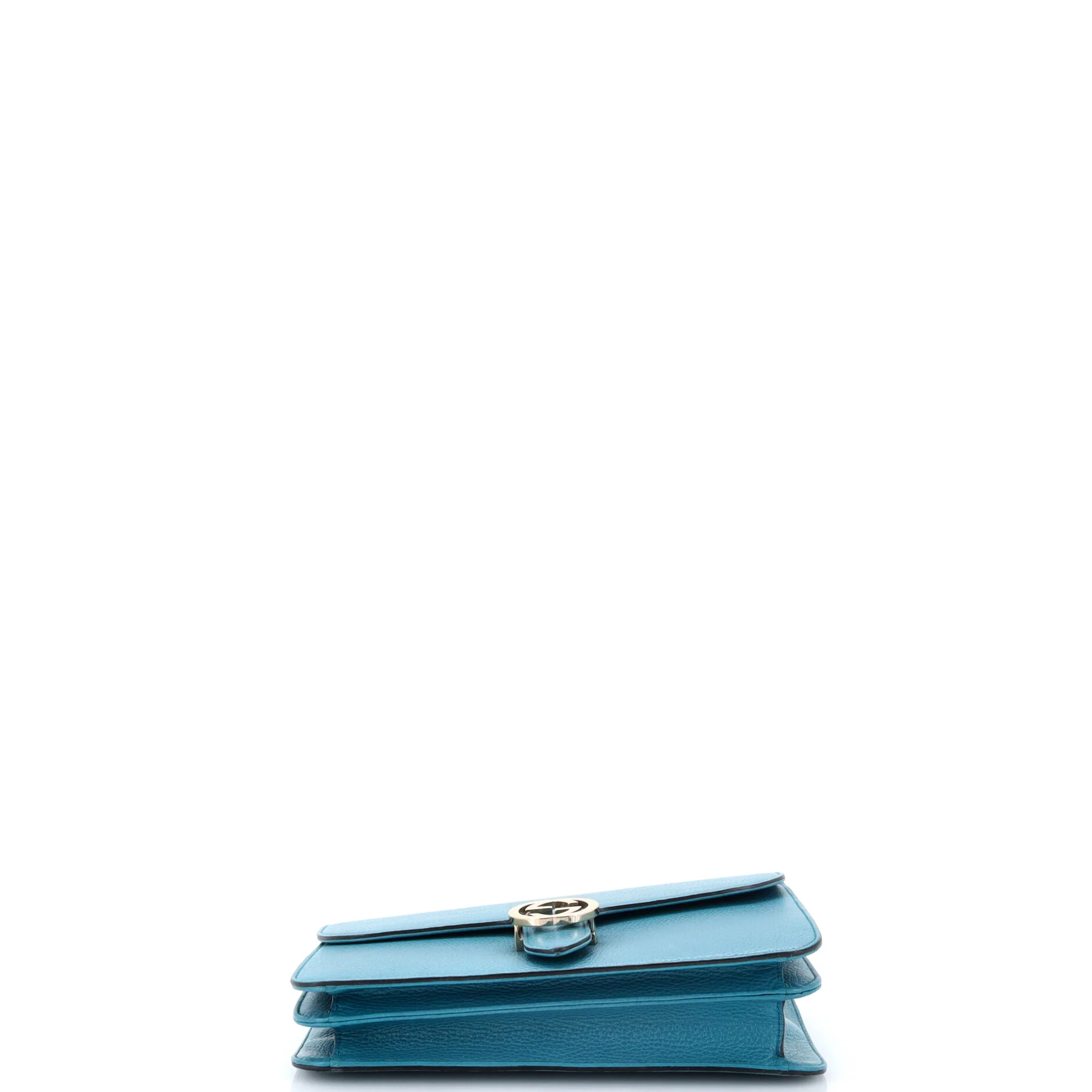 Interlocking Shoulder Bag Leather Medium - Image 4