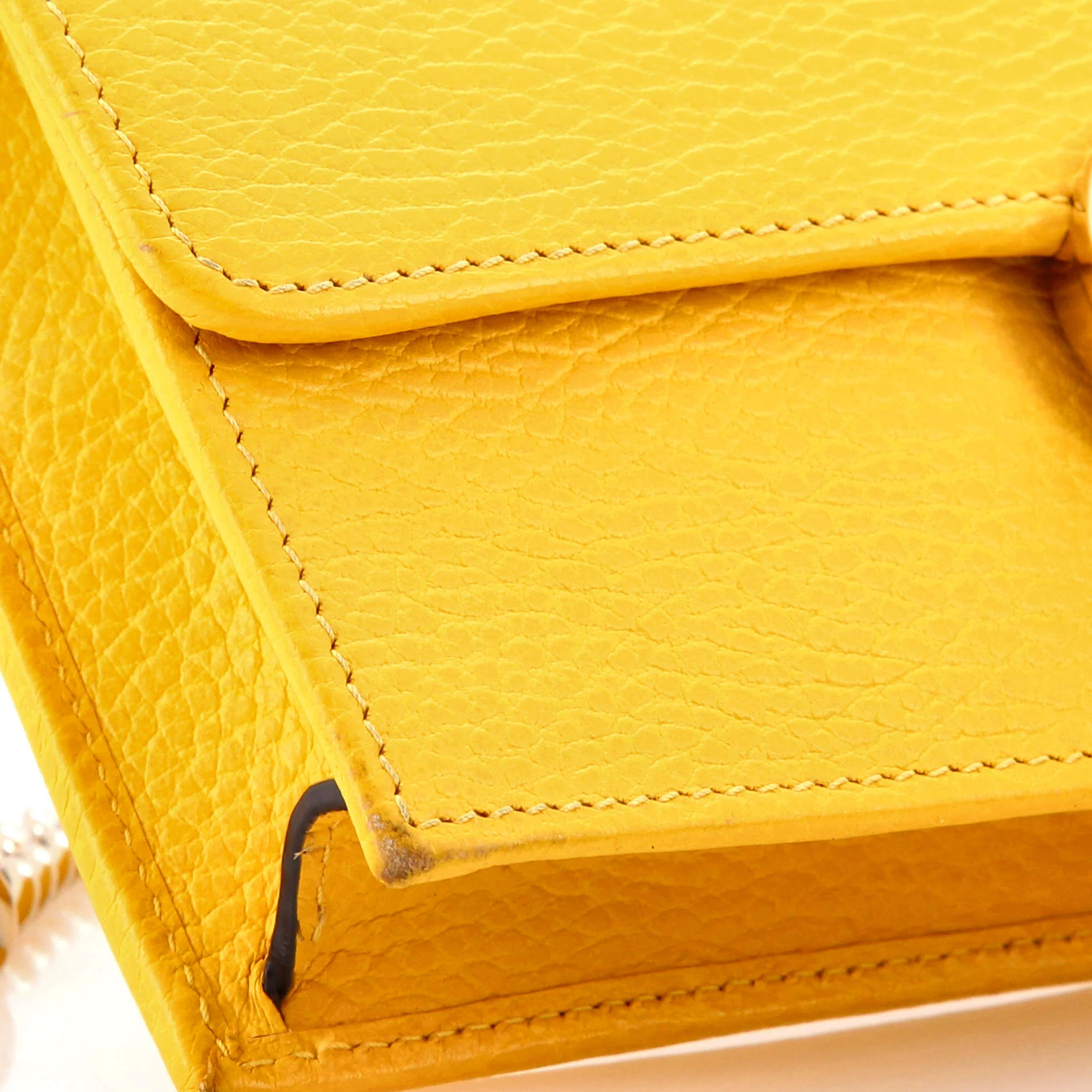 Interlocking Wallet on Chain Leather - Image 7