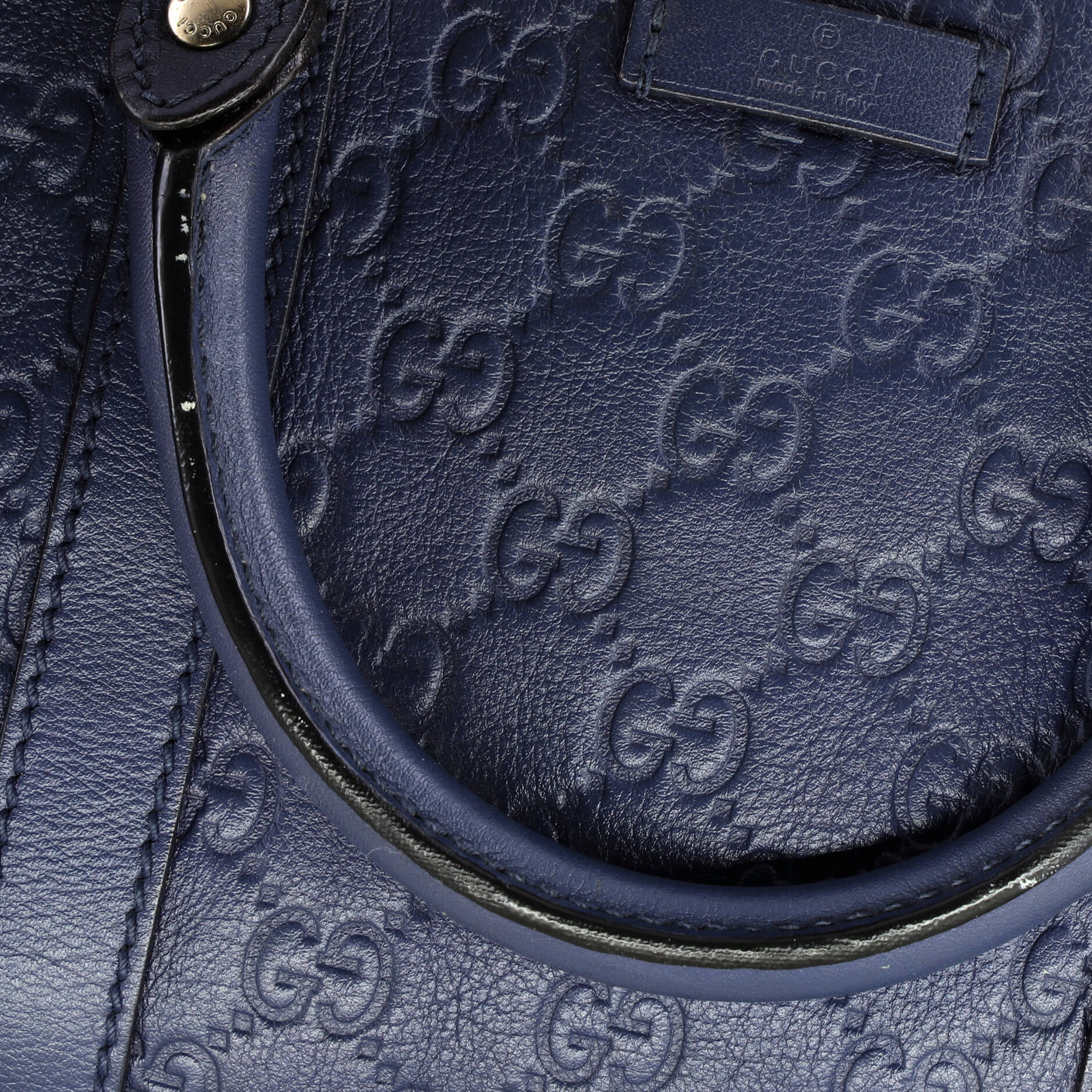 Joy Boston Bag Guccissima Leather Medium - Image 6