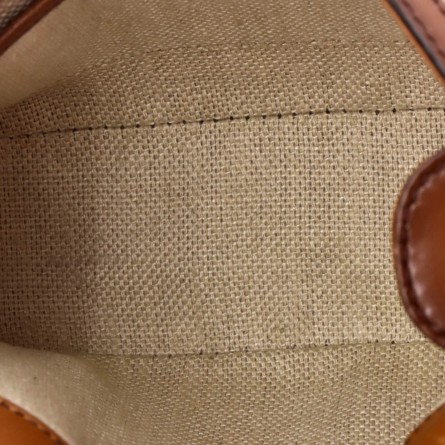 Lady Web Shoulder Bag GG Canvas Small - Image 5