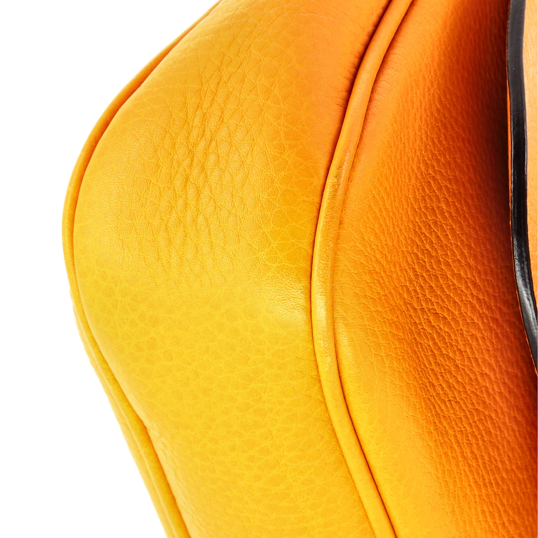 Soho Chain Crossbody Bag Leather Medium - Image 6