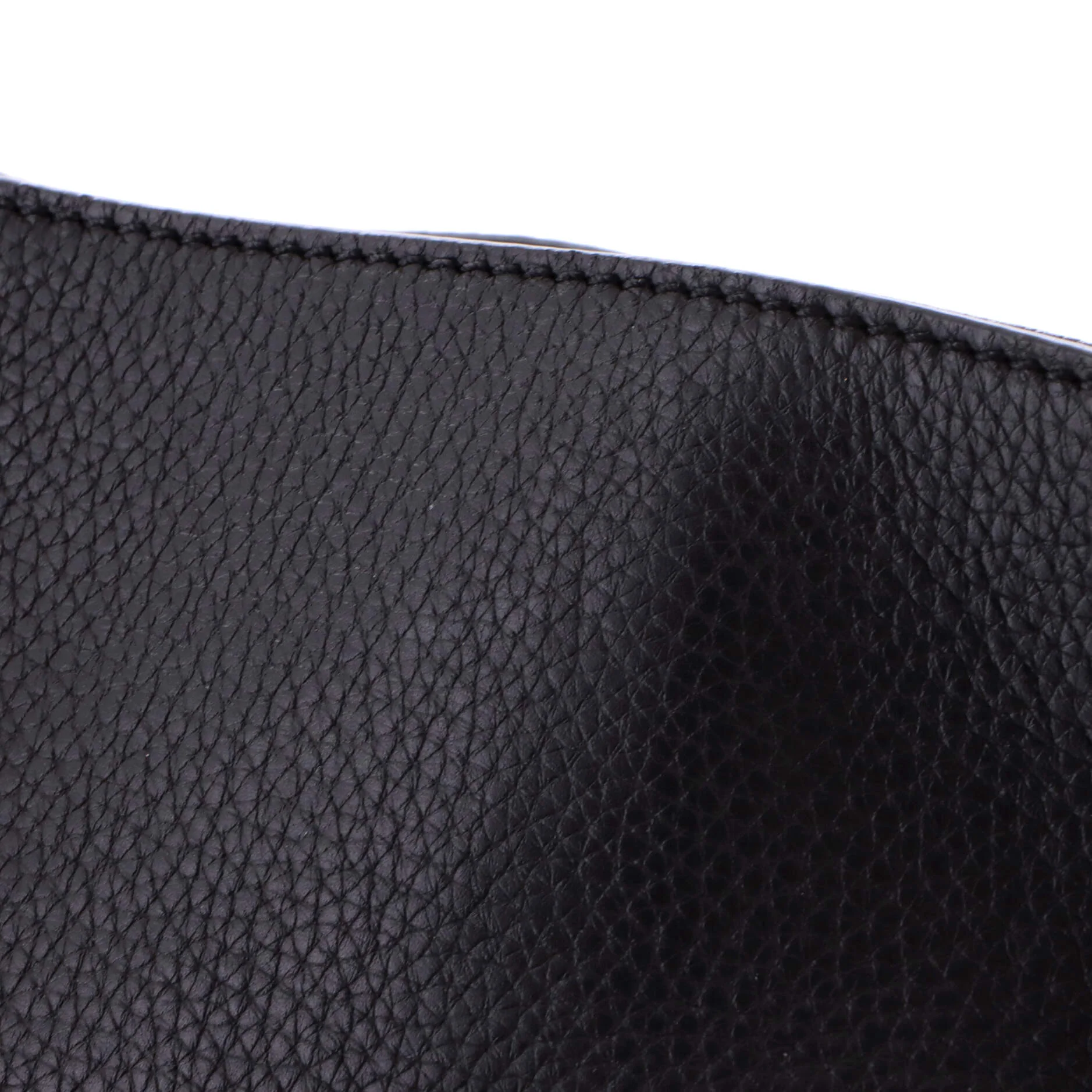 Soho Chain Strap Shoulder Bag Leather Medium - Image 6