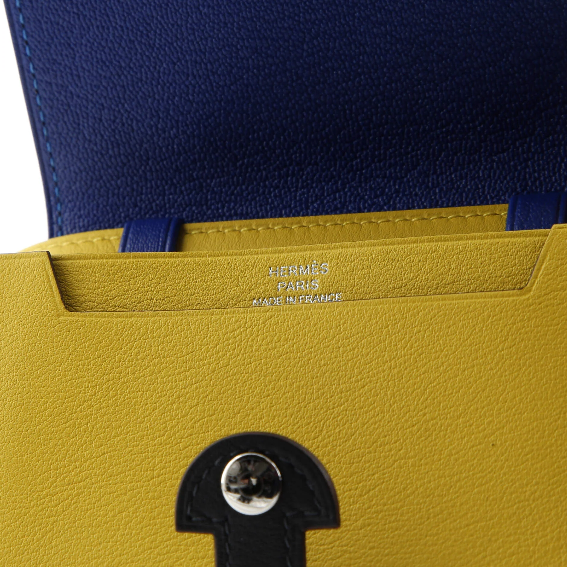 Chien Card Holder with Strap Swift and Chevre Mysore - Image 6