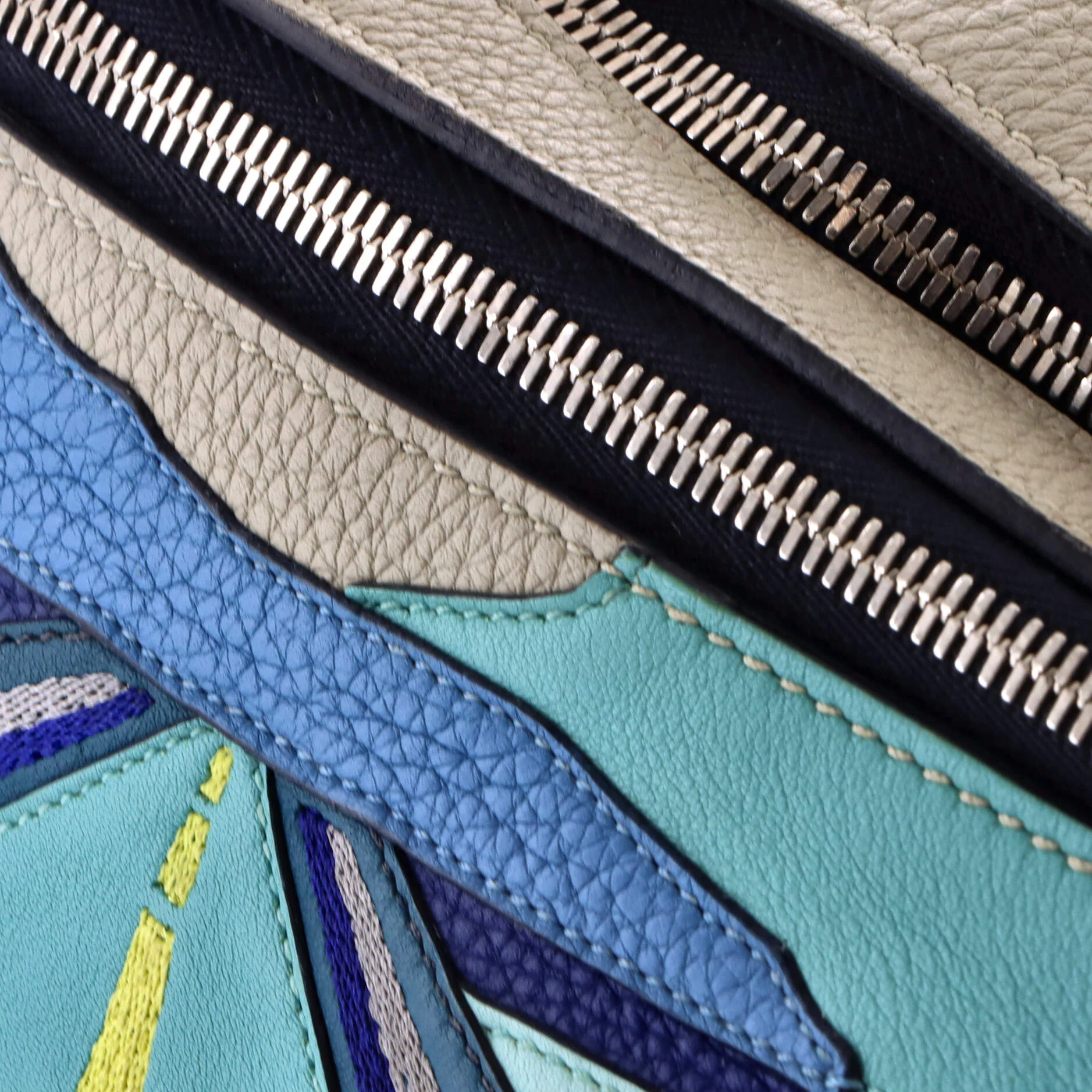 Endless Road Cityslide Belt Bag Togo with Swift and Clemence GM - Image 6