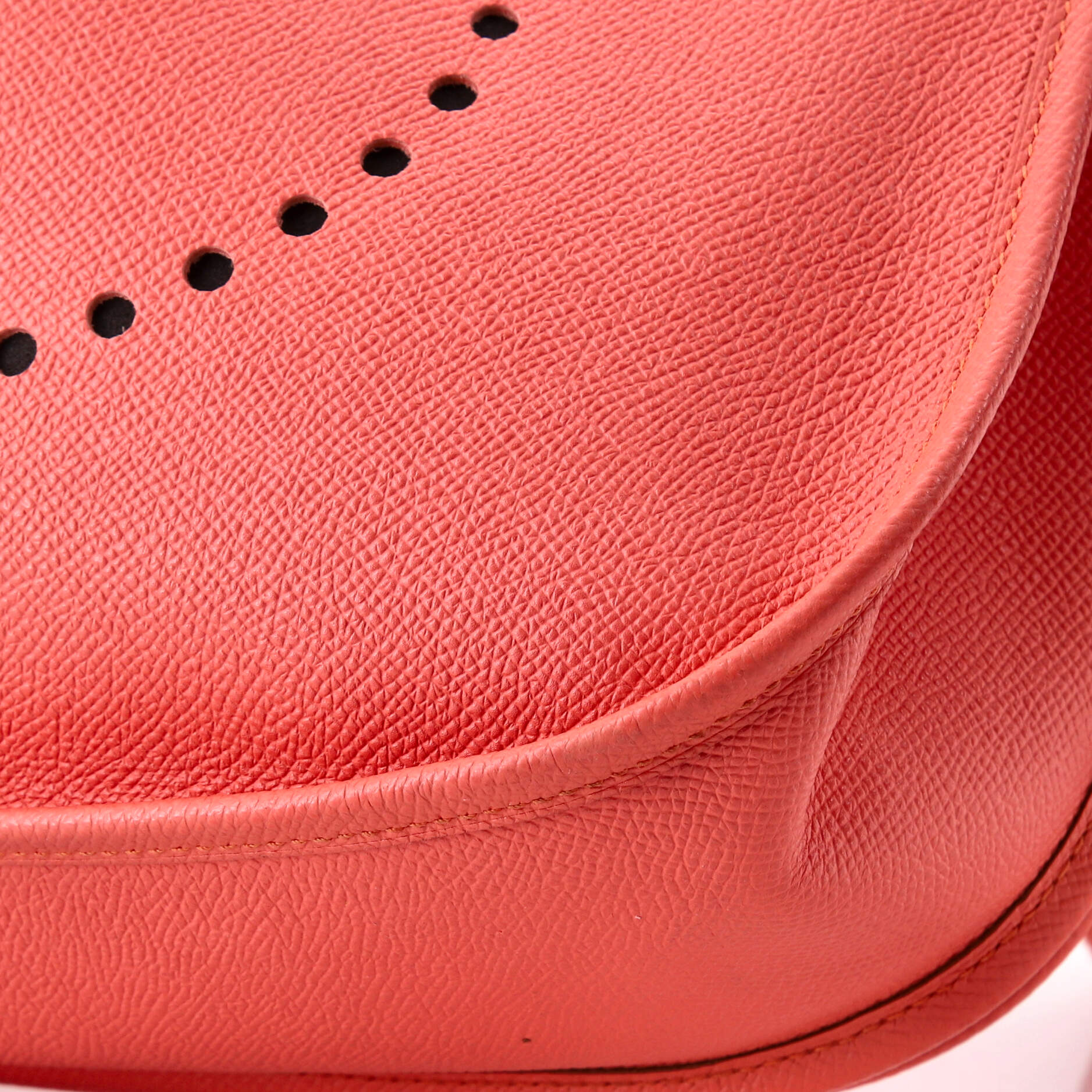 Evelyne Bag Gen III Epsom GM - Image 7