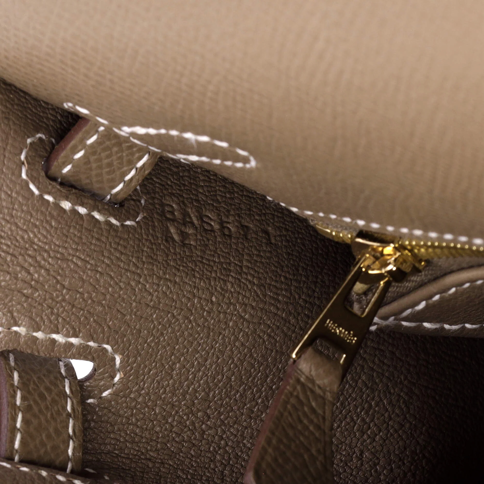 Kelly Handbag Grey Epsom with Gold Hardware 25 - Image 8