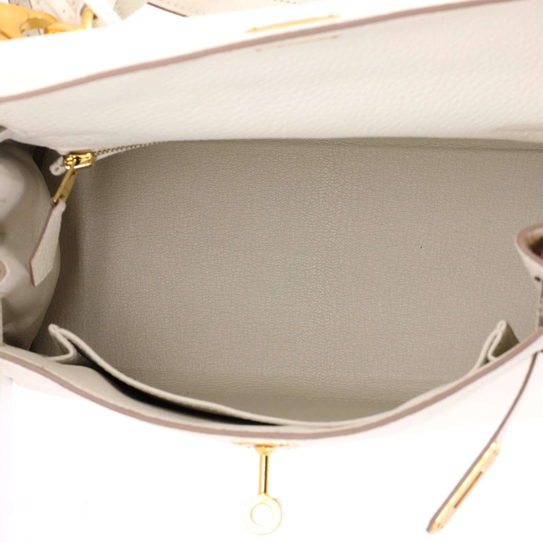 Kelly Handbag Light Togo with Gold Hardware 25 - Image 6