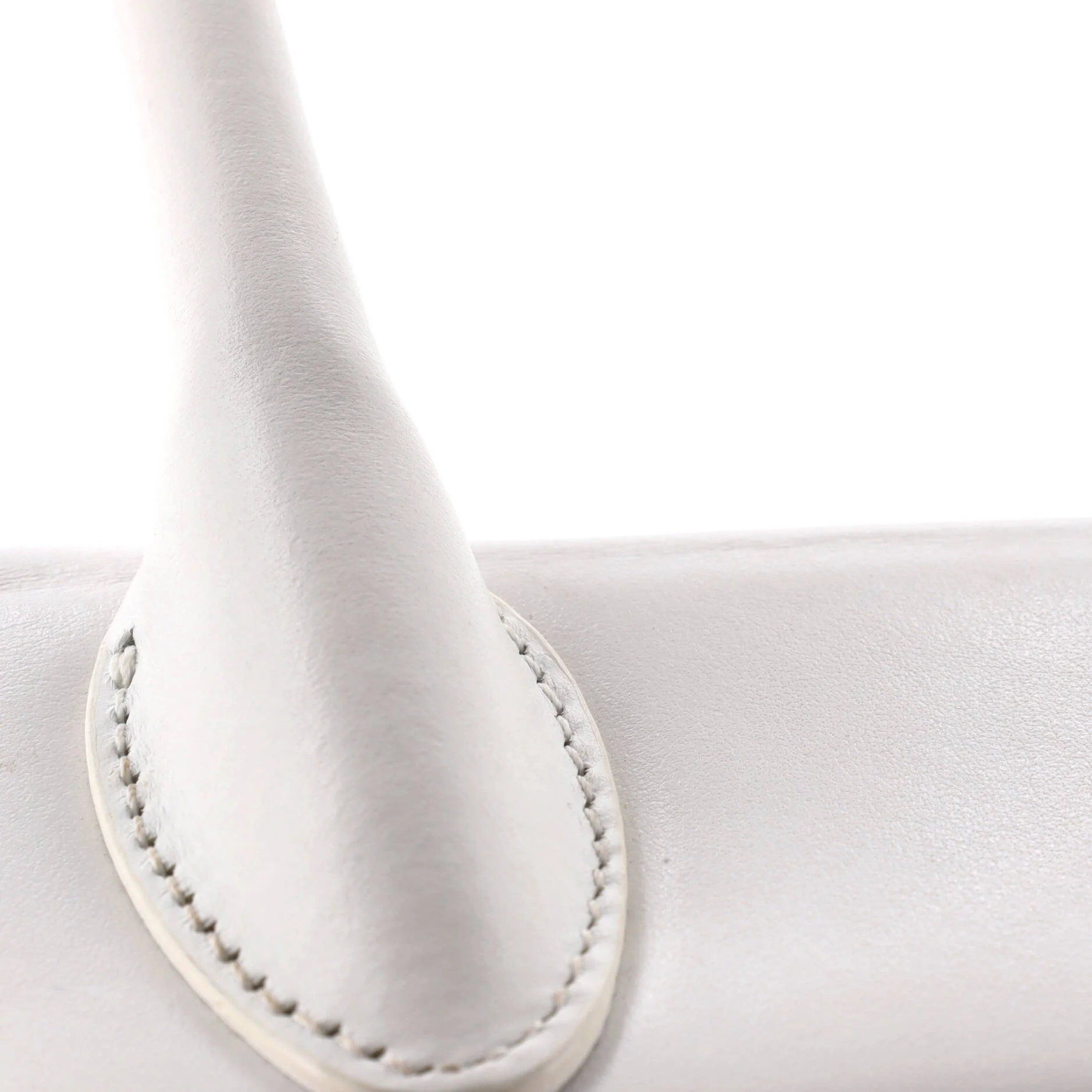 Le Chiquito Noeud Bag Leather - Image 6