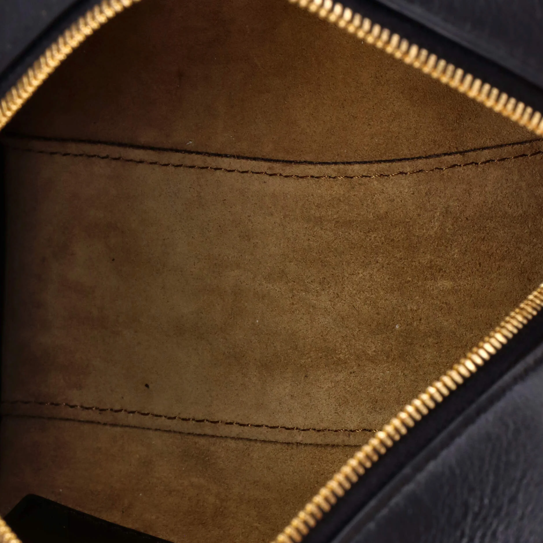 Amazona Square Bag Leather 16 - Image 5