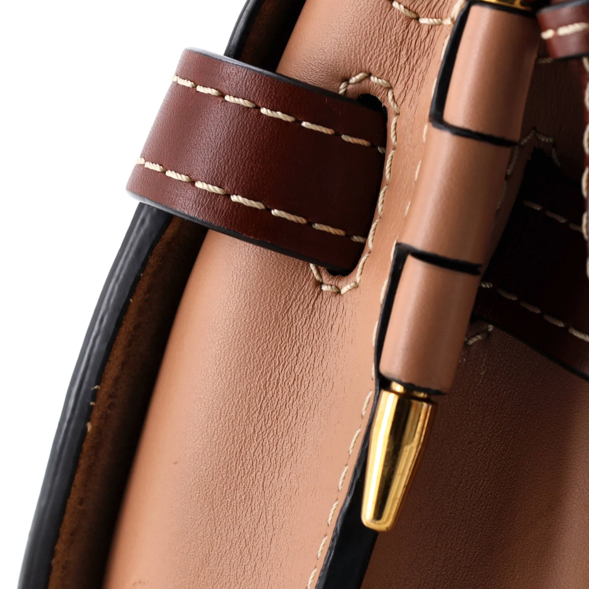 Gate Shoulder Bag Leather Small - Image 6