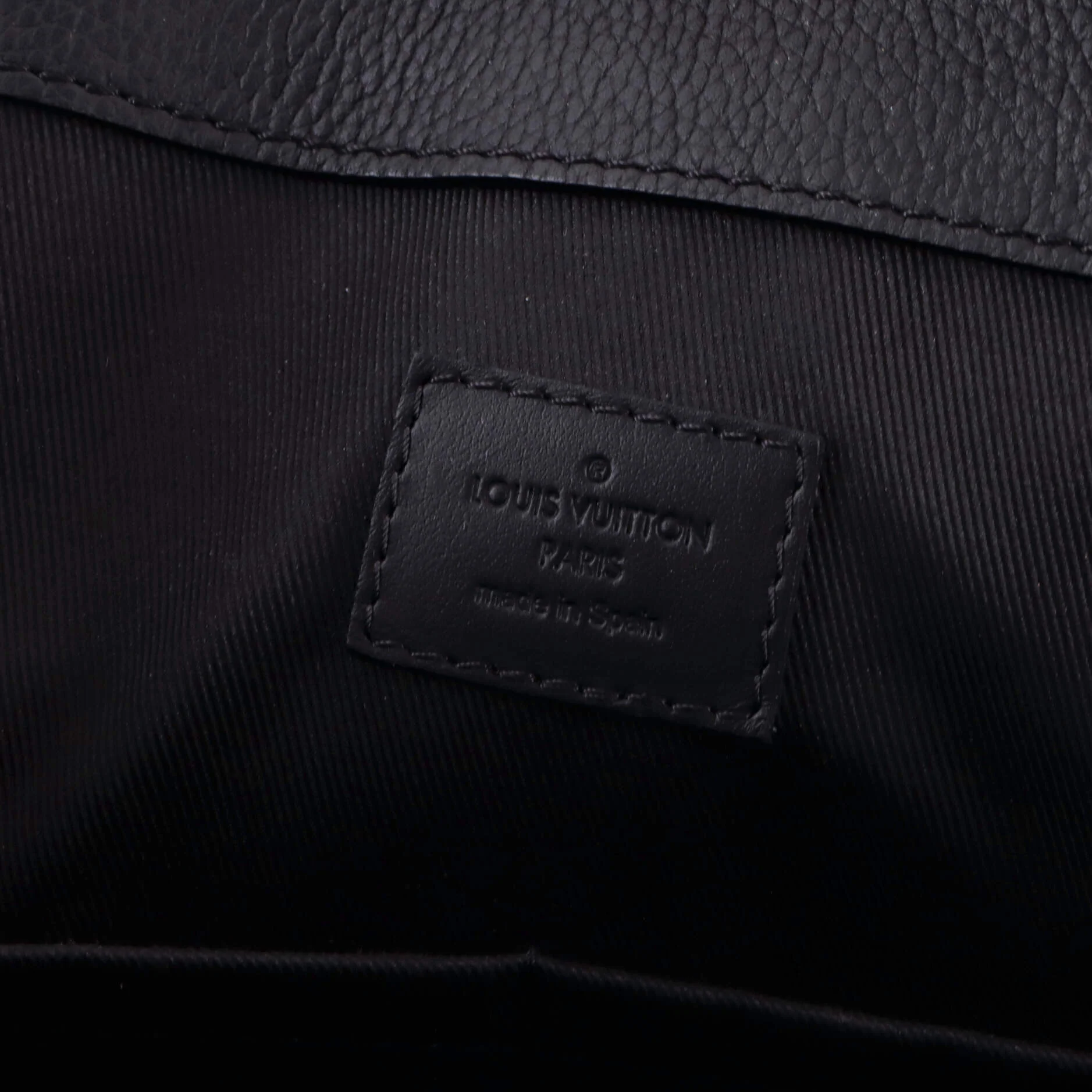 Aerogram Takeoff Tote Leather - Image 8