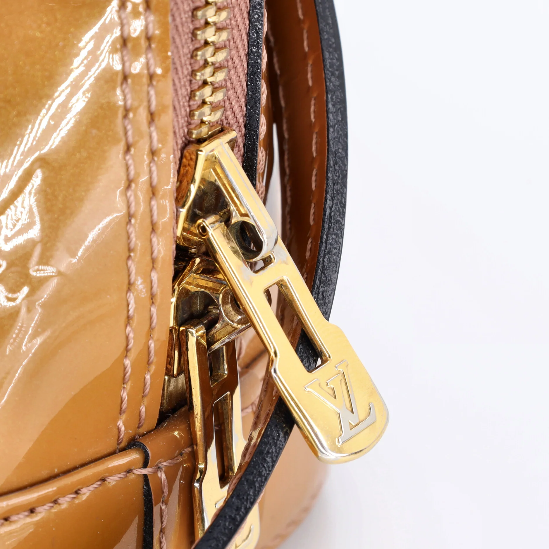 Alma Handbag Monogram Vernis BB - Image 6