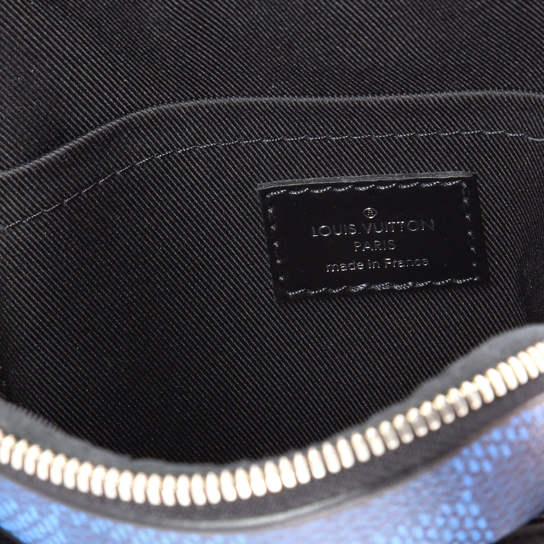 Amazone Sling Bag Limited Edition Damier Graphite 3D - Image 6