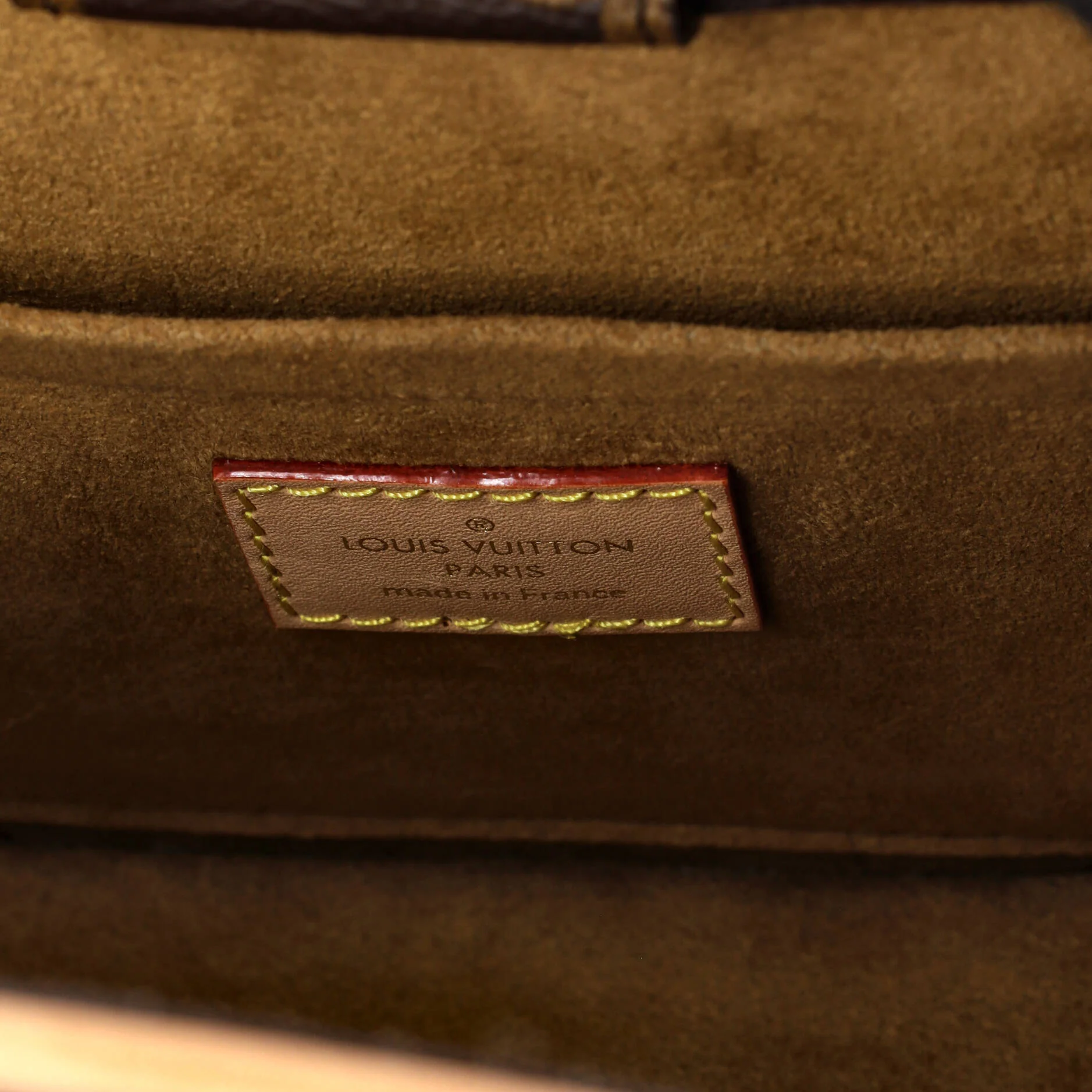 Around Me Bag Reverse Monogram Canvas PM - Image 6