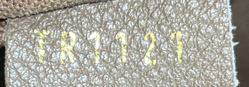 Artsy Handbag Monogram Empreinte Leather MM - Image 8