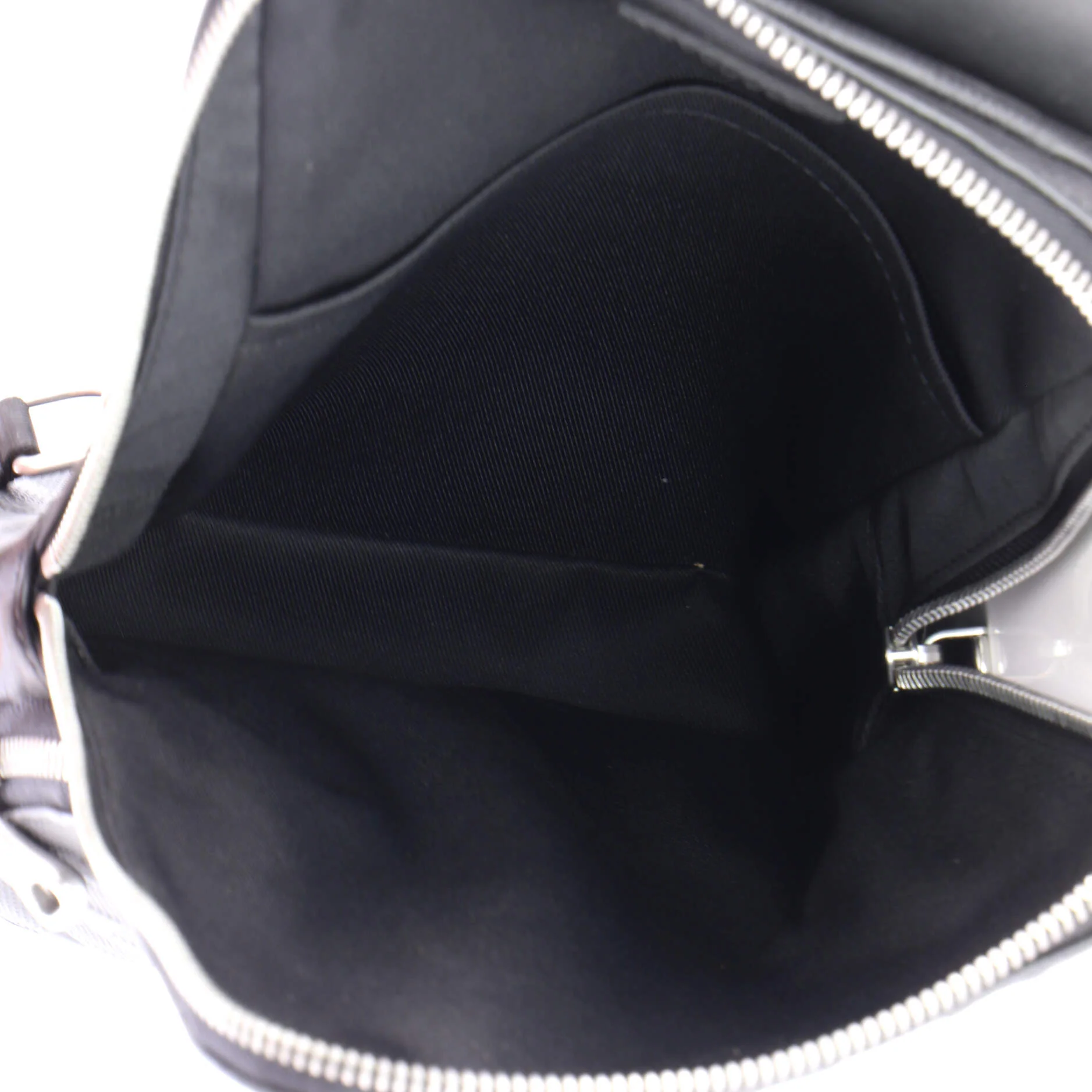 Avenue Sling Bag Damier Infini Leather - Image 5