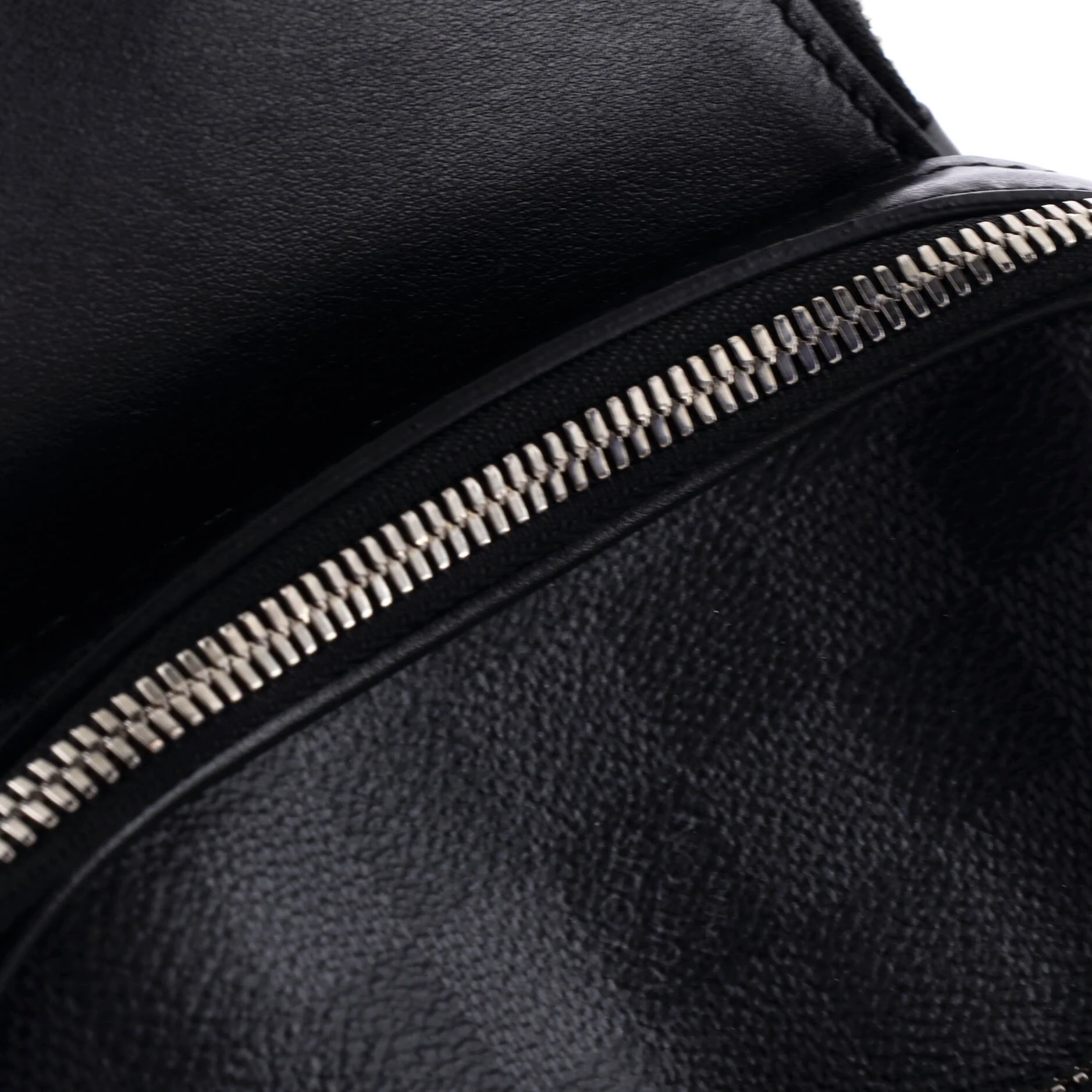 Avenue Sling Bag NM Damier Graphite - Image 6