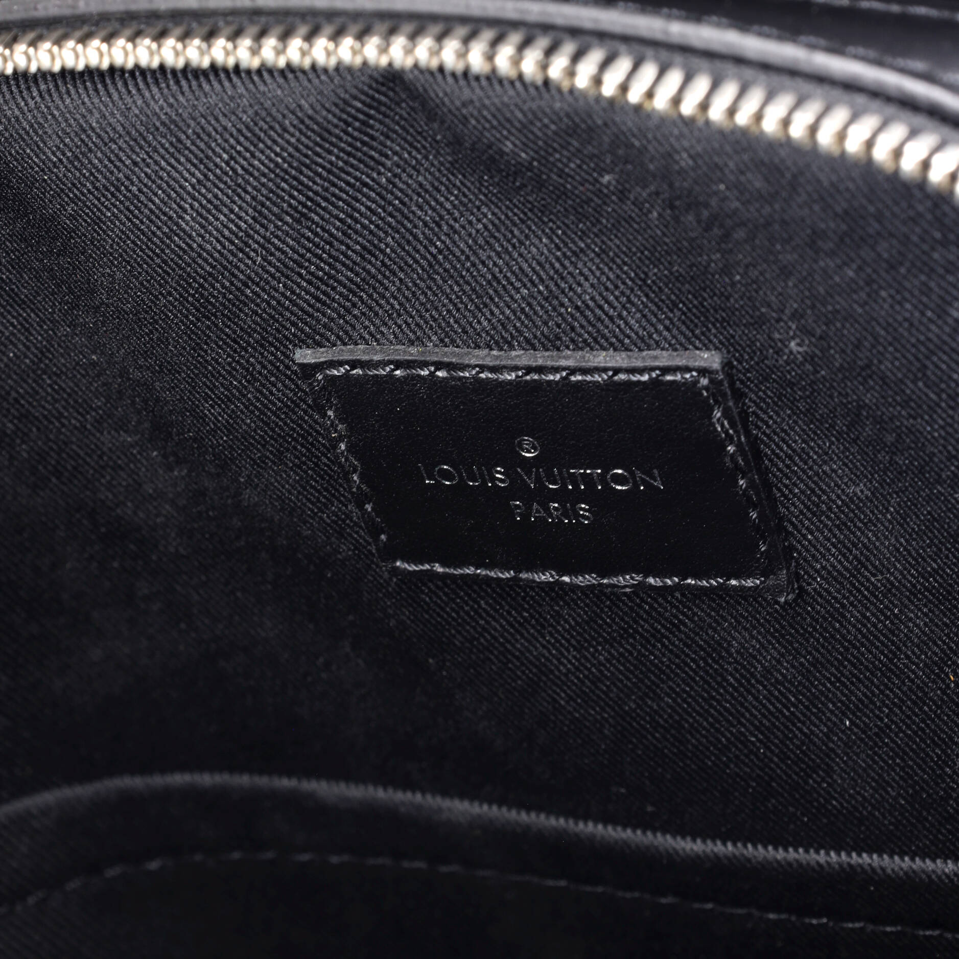 Avenue Sling Bag NM Damier Graphite - Image 7