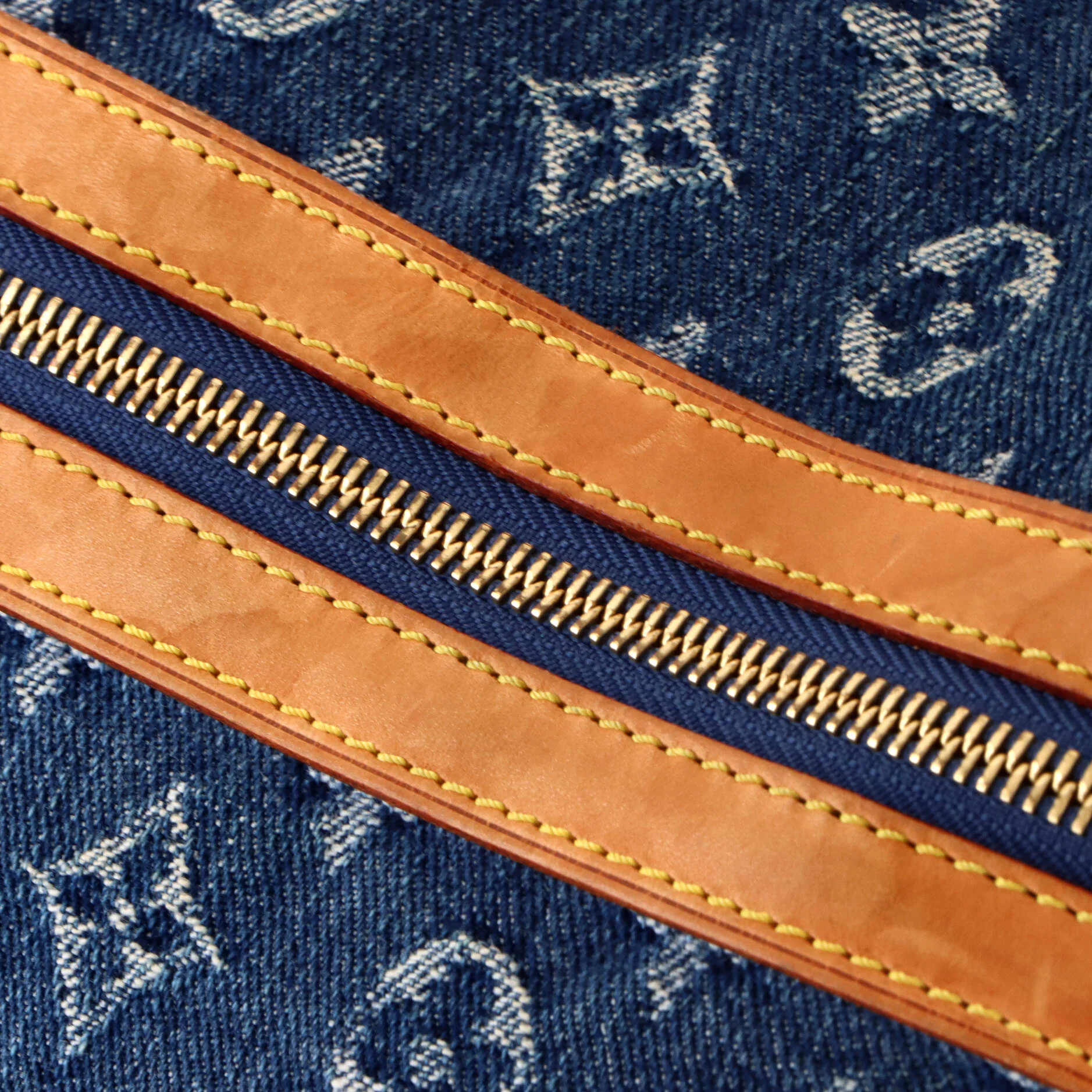 Baggy Handbag Denim GM - Image 6