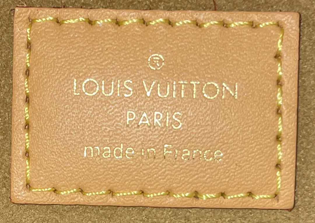 Boite Chapeau Souple Bag Monogram Canvas MM - Image 7