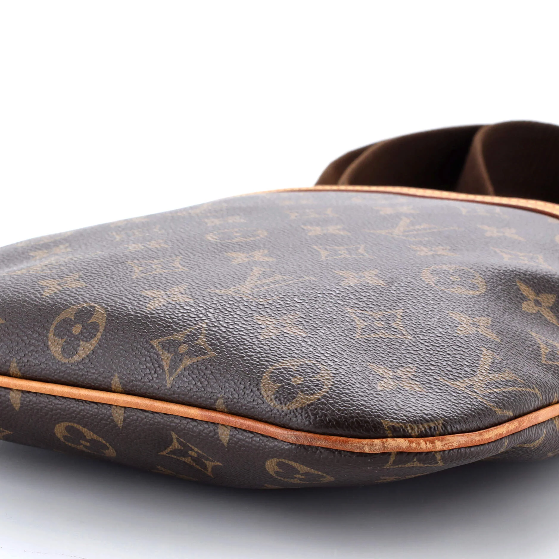 Bosphore Pochette Monogram Canvas - Image 7