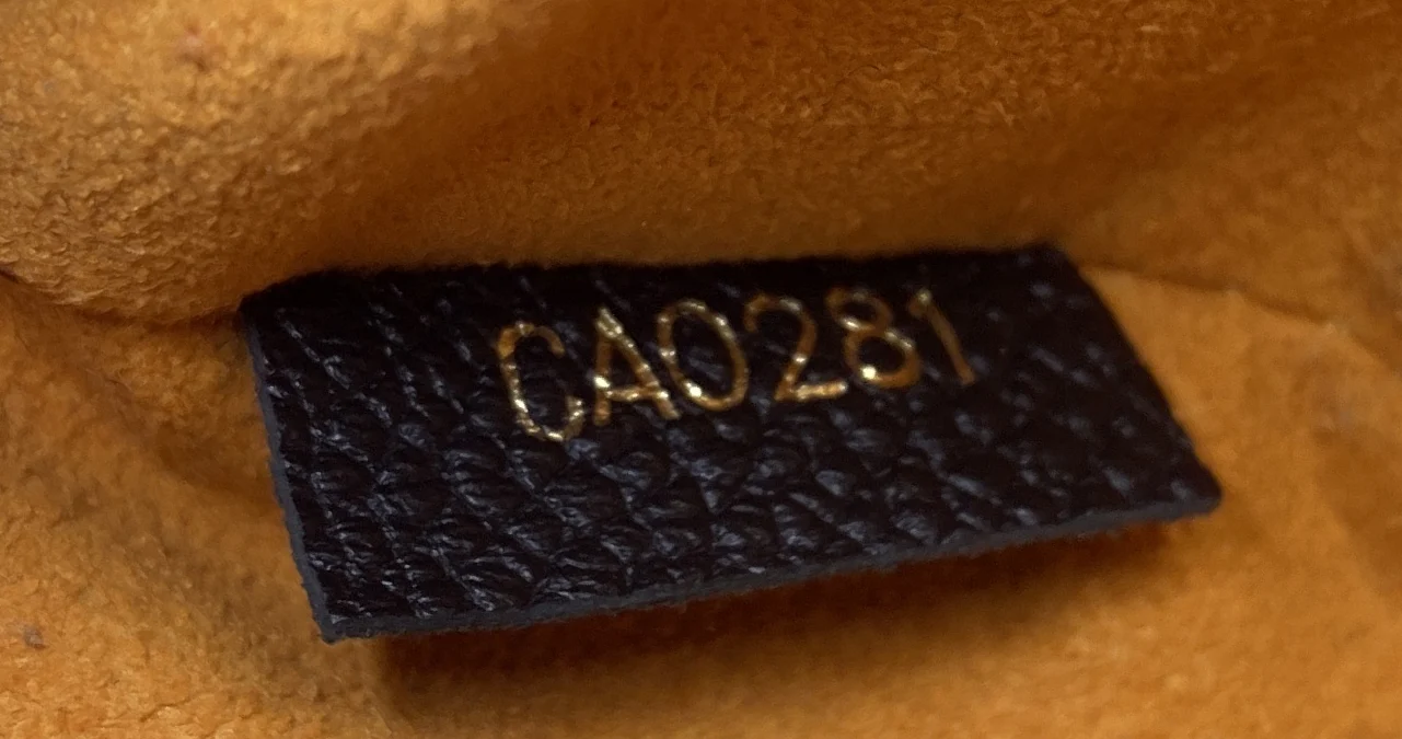 Bum Bag Monogram Empreinte Leather - Image 8