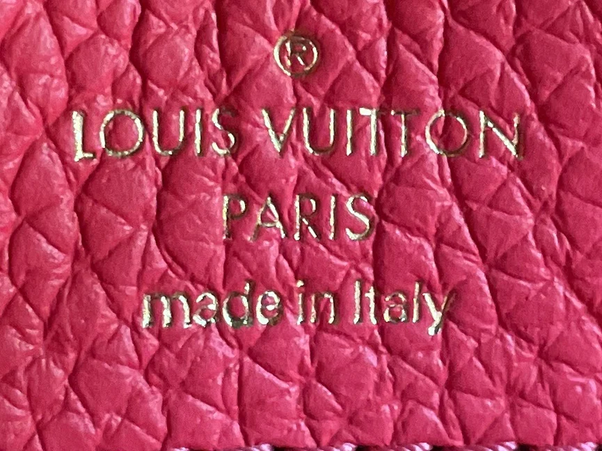 Capucines Bag Leather MM - Image 8