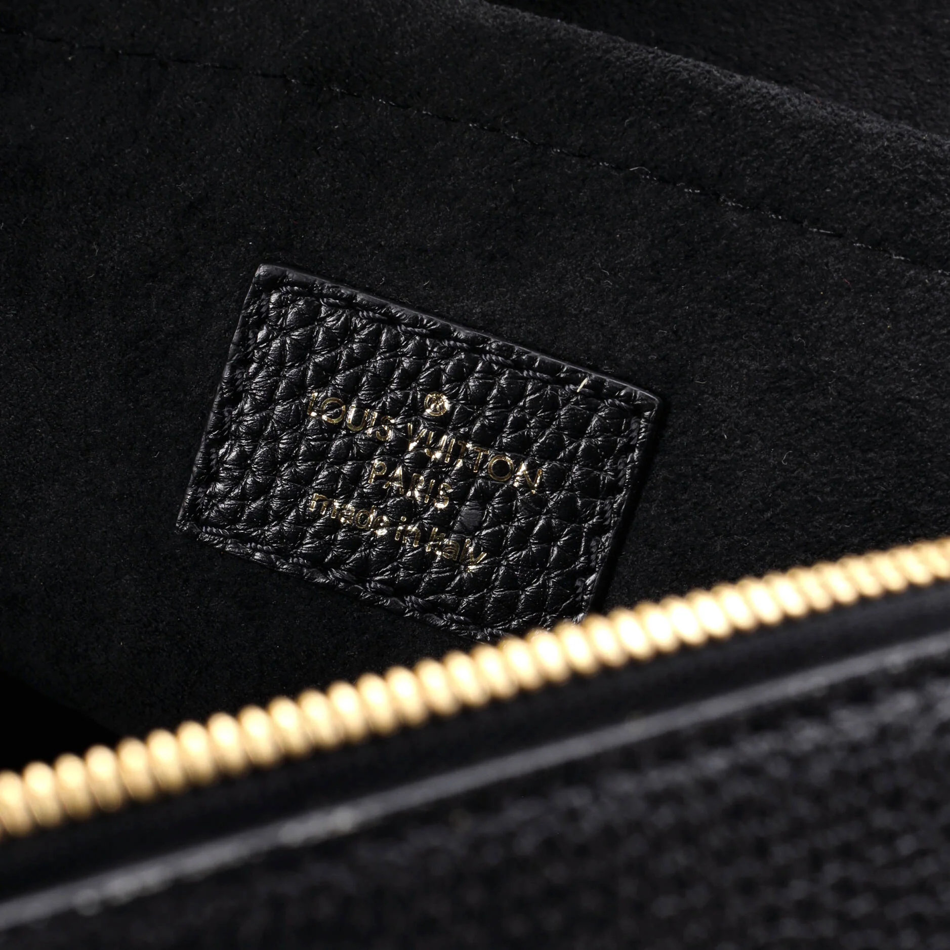 Carry All Handbag Taurillon Leather GM - Image 6