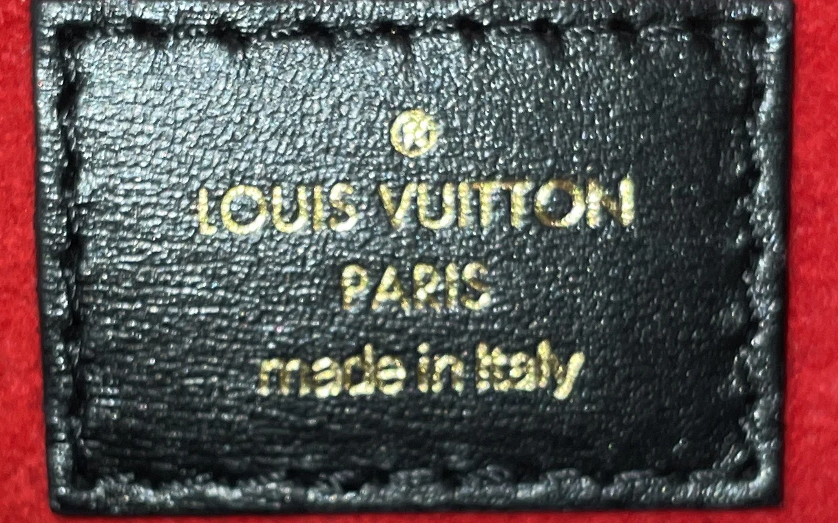 Coeur Handbag Limited Edition Fall in Love Monogram Canvas - Image 7