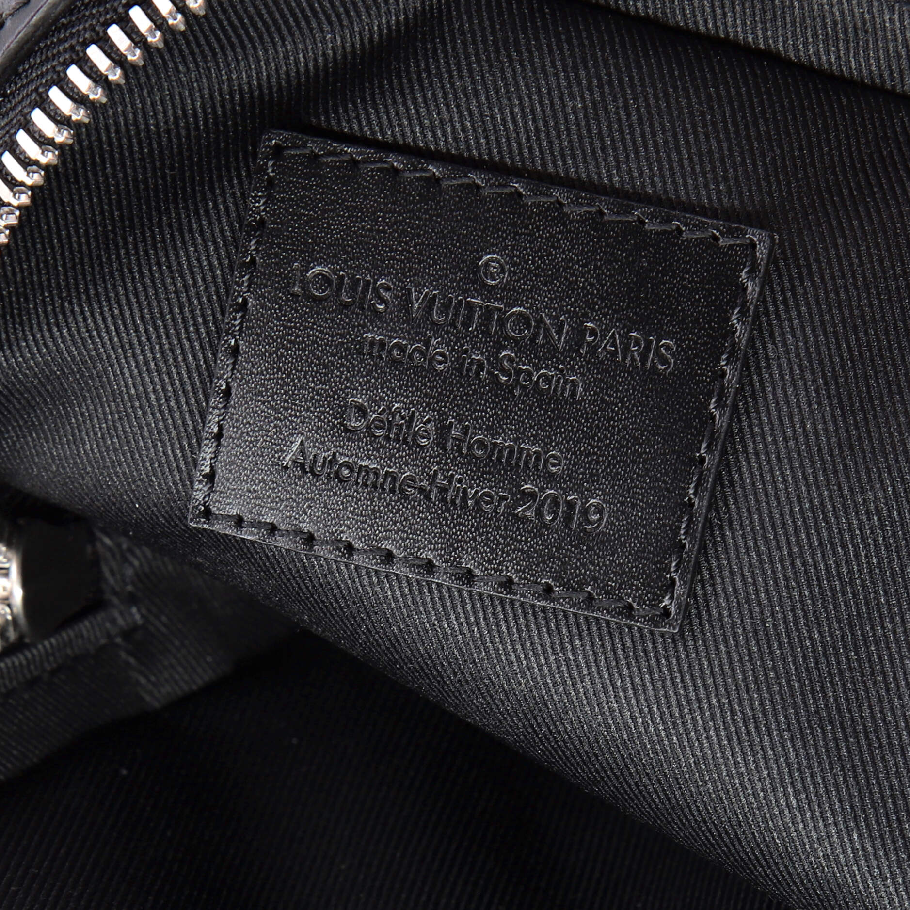 Danube Messenger Bag Limited Edition Charm Leather PPM - Image 6