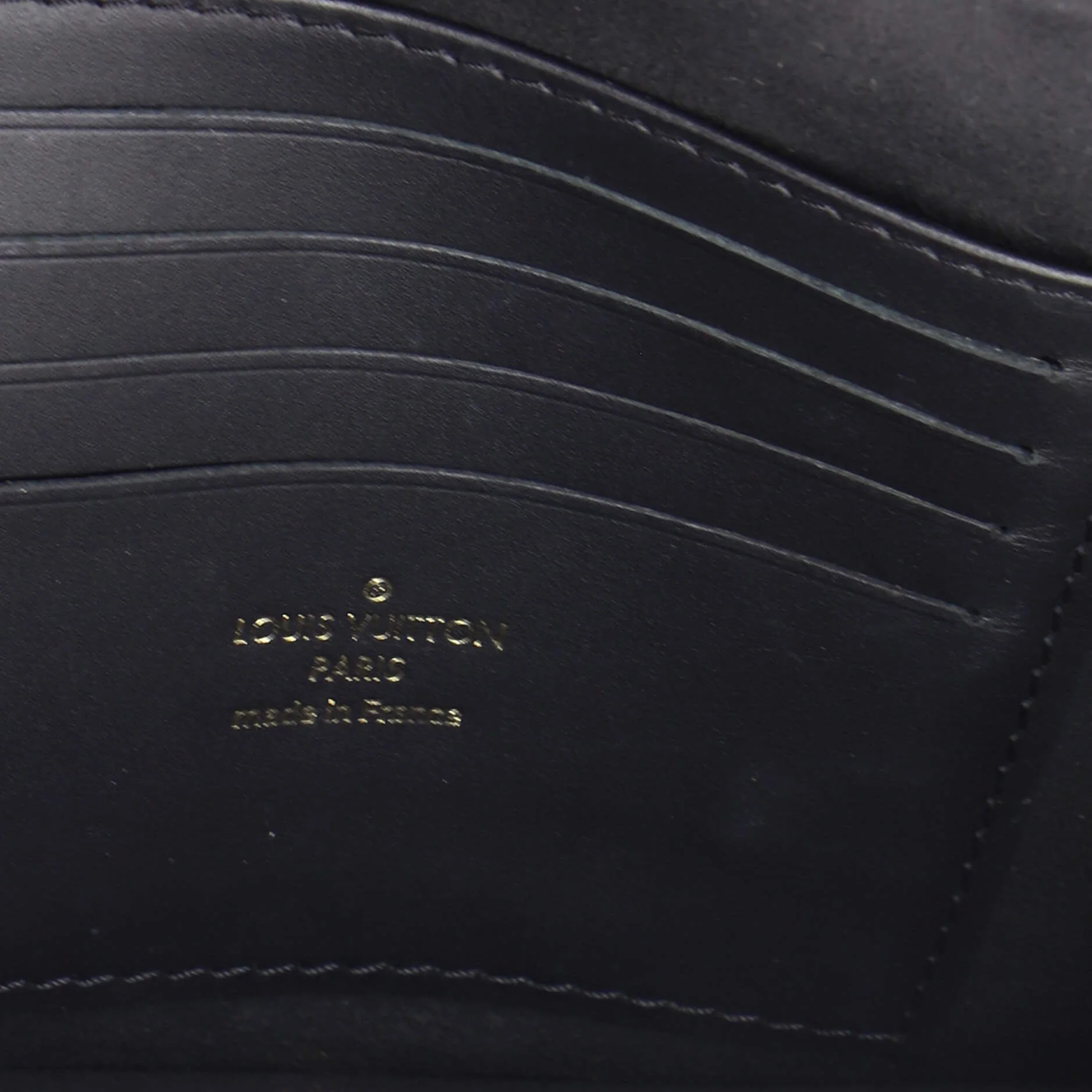 Dauphine Chain Wallet Reverse Monogram Canvas - Image 7