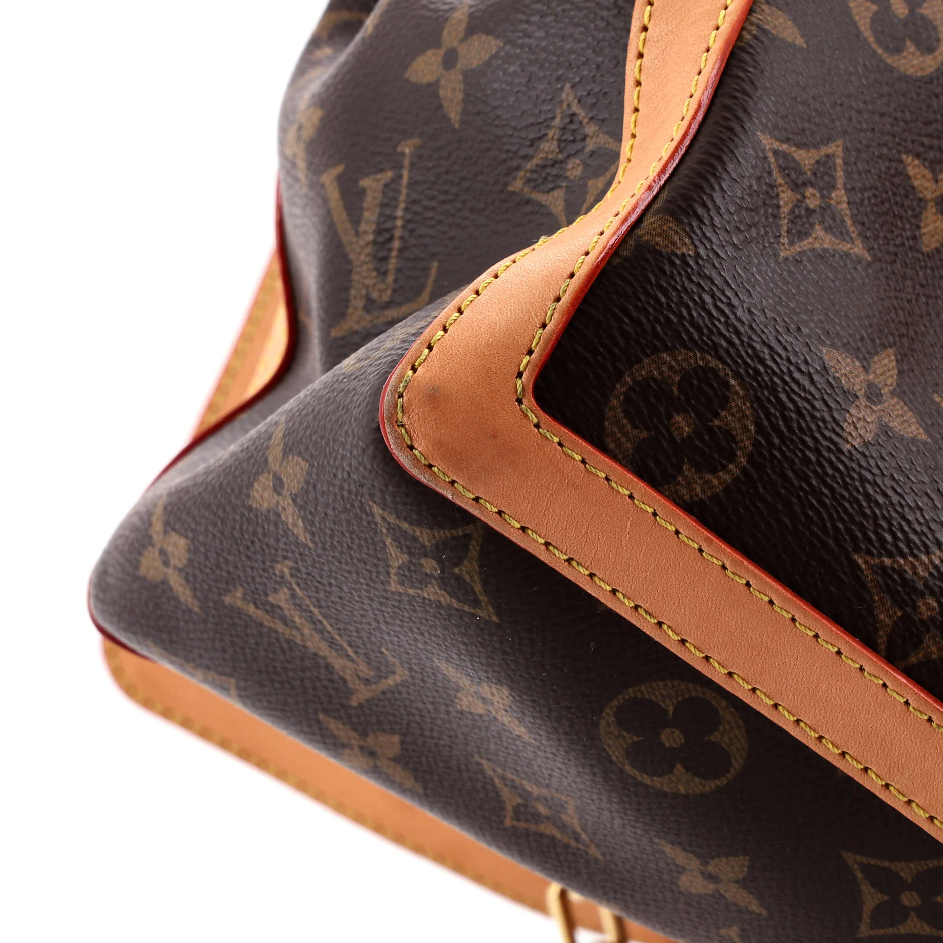 Dauphine Soft Shoulder Bag Monogram Canvas GM - Image 7