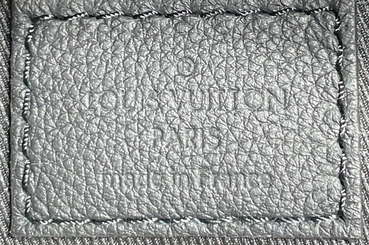 Discovery Backpack Monogram Shadow Leather PM - Image 8